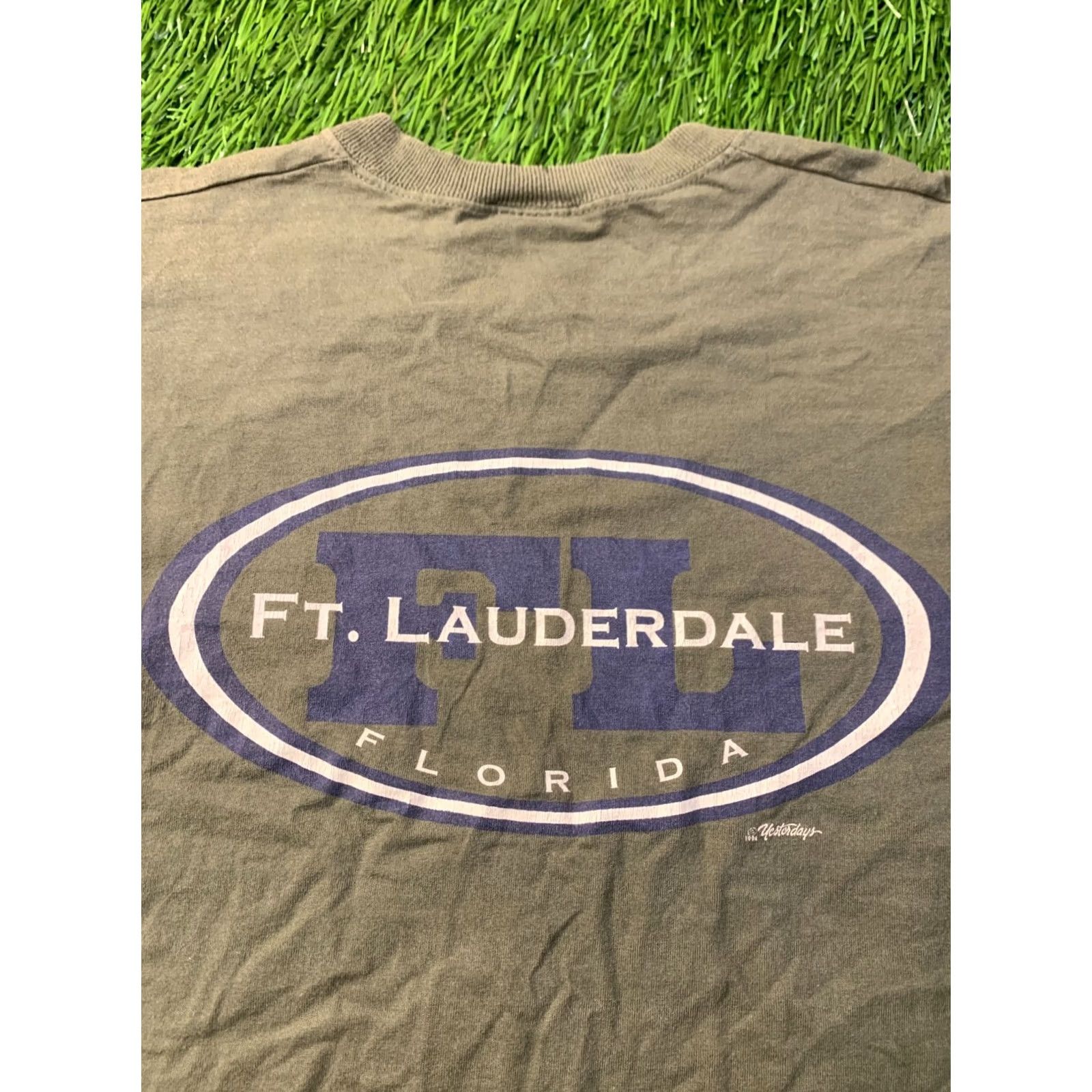 Vintage FT. LAUDERDALE FLORIDA 1994 VINTAGE Yesterdays MEN SHIRT OLIVE XL 1990s Jersey City Print Size US XL / EU 56 / 4 - 7 Thumbnail