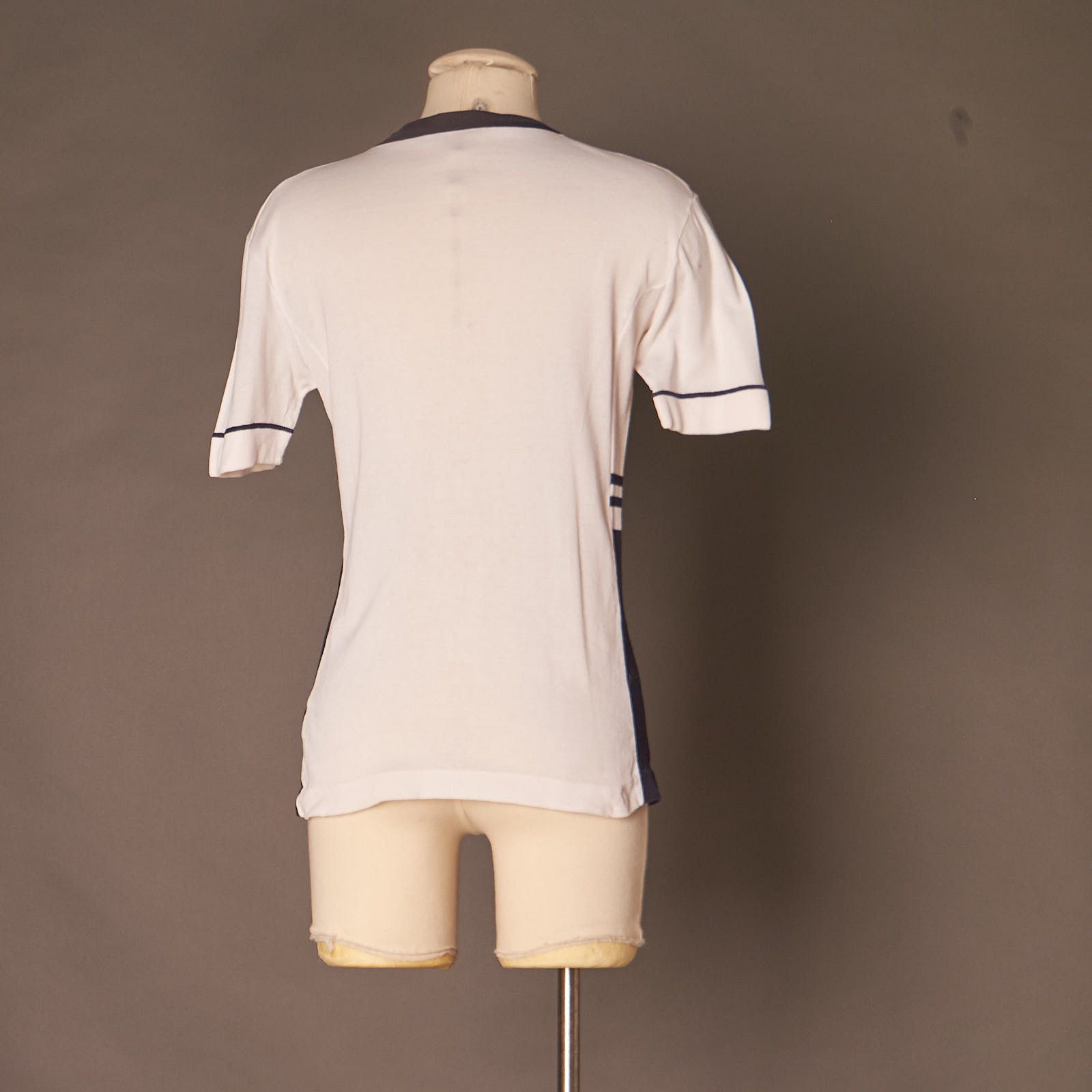 Fila 1990s FILA Maglificio Biellese Personalized V Neck Shirt Size S / US 4 / IT 40 - 3 Thumbnail