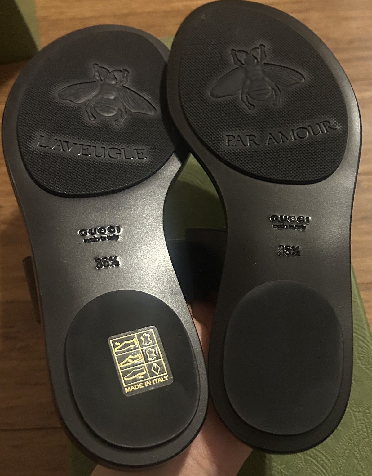 Gucci Gucci Women’s Thong Leather Sandal with Double G Lifford Size US 5.5 / IT 35.5 - 6 Thumbnail