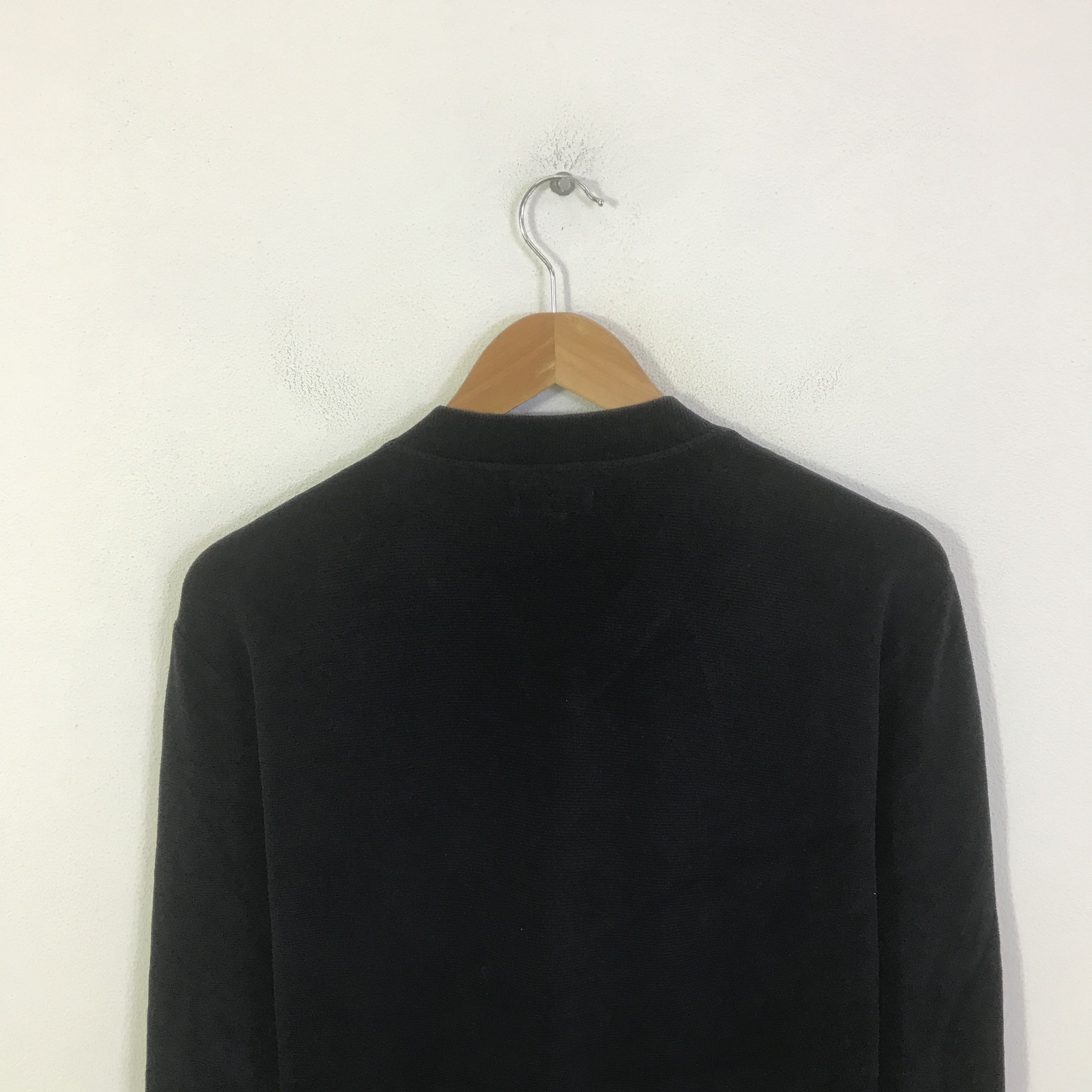 Giorgio Armani Vtg giorgio armani long sleeve t-shirt K117B28 Size US L / EU 52-54 / 3 - 4 Thumbnail