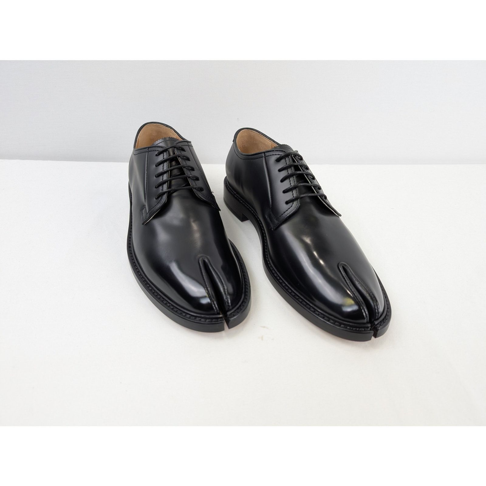 Maison Margiela o1rshd1 Q:4 / Classic Tabi Derby Shoe Boots in Black Size US 11 / EU 44 - 6 Thumbnail