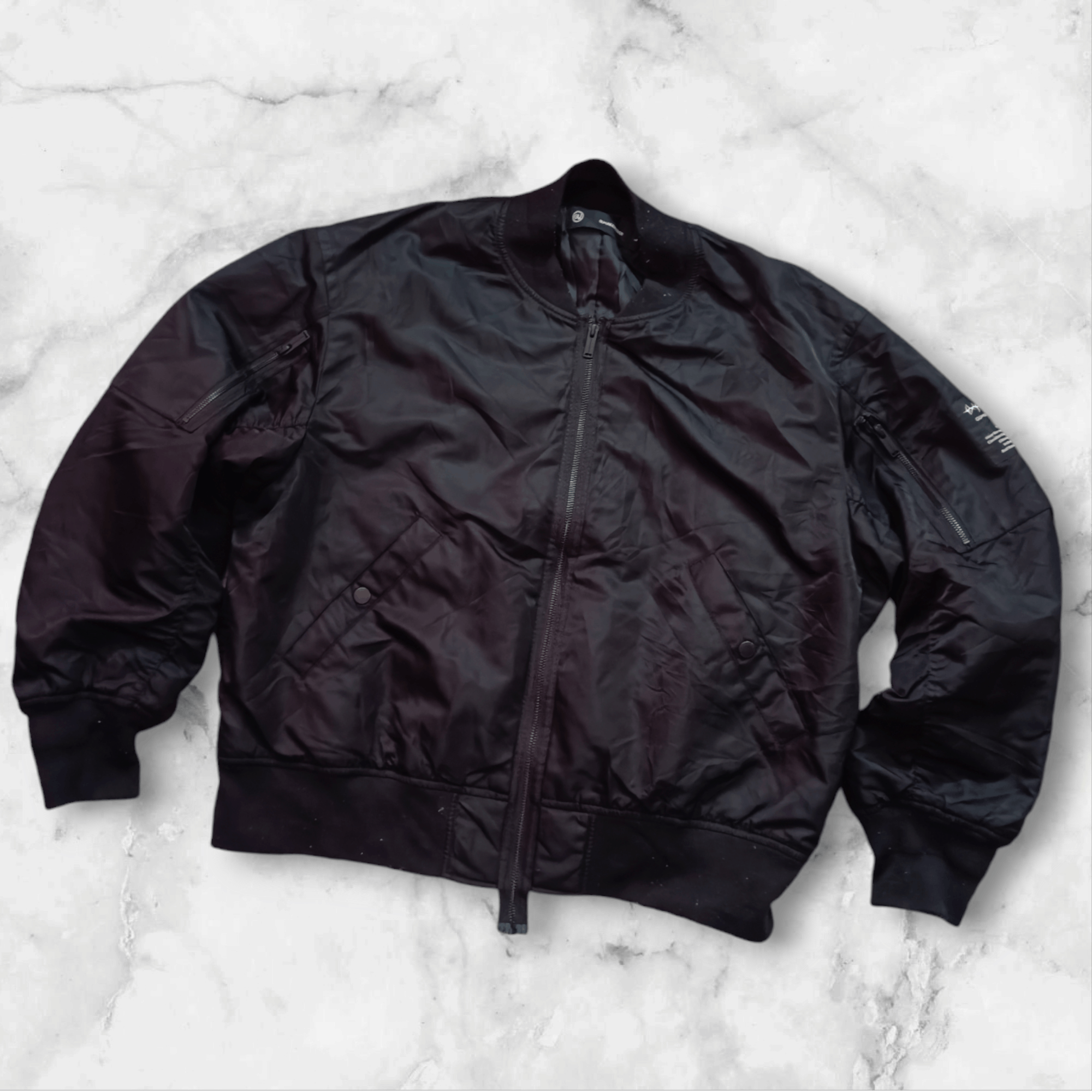 90s 00s archive bomber jacket 短丈 MA-1 Bomber Ma -1 90's navy blue in recycled nylon, short and
