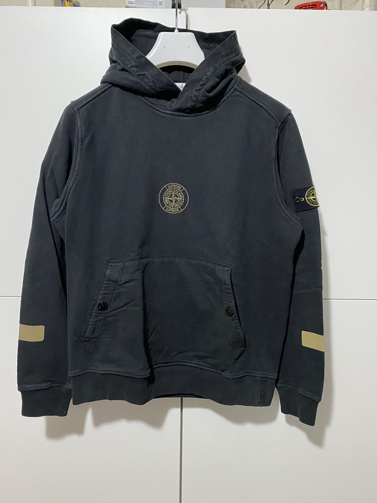 Stone Island Hoodie 60520 Garment Dyed Hooded Sweatshirt Black 