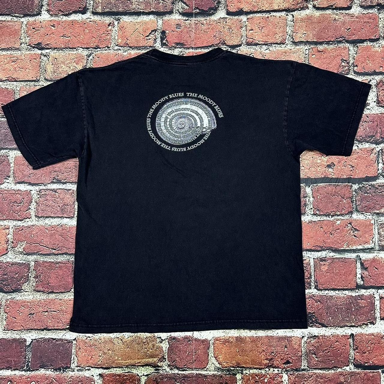 Band Tees Vintage THE MOODY BLUES Strange Times 1999 Band T Shirt Size US L / EU 52-54 / 3 - 2 Thumbnail