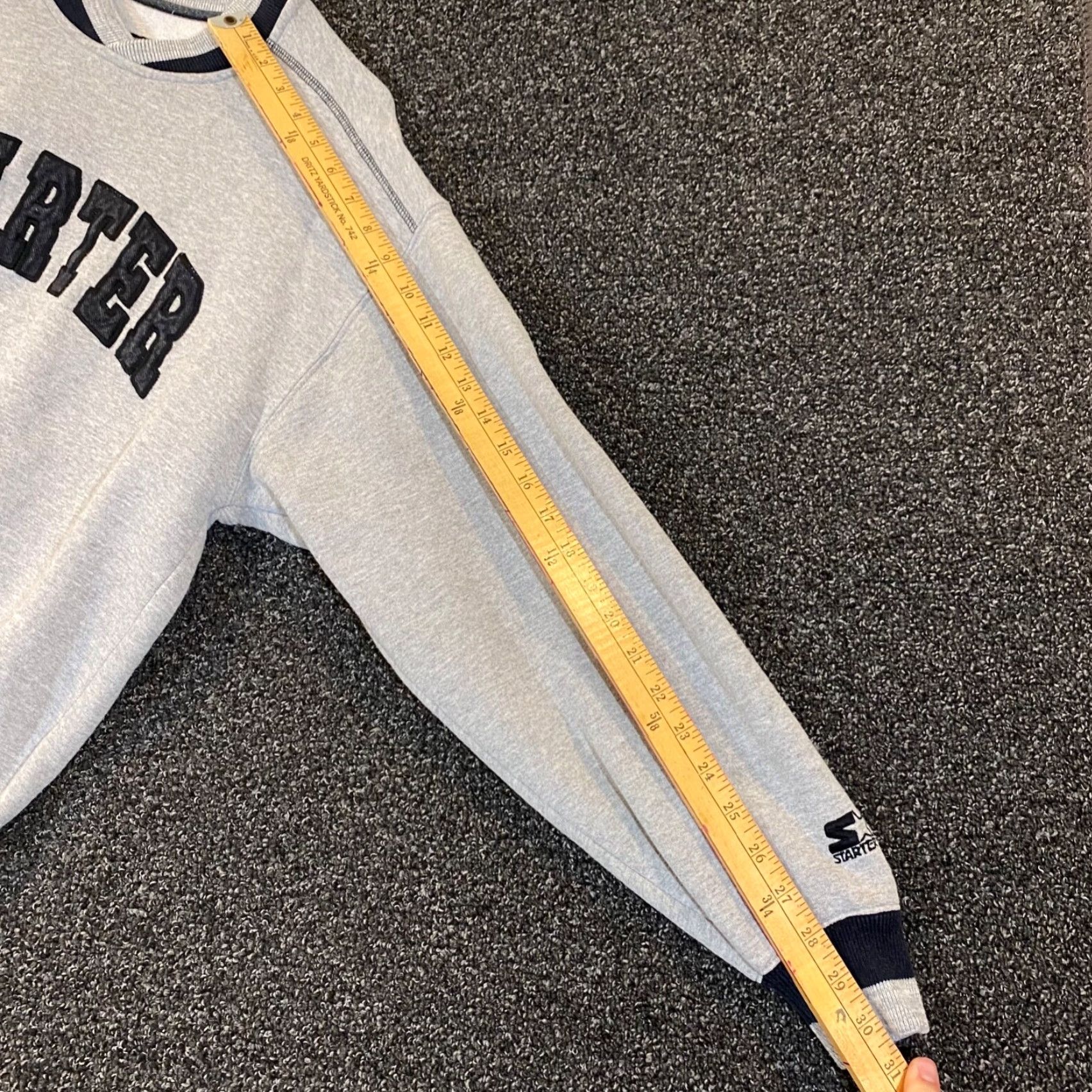 Starter VINTAGE Starter Sweatshirt Mens Medium Gray Black Pullover Spellout Crewneck Long Sleeve Size US M / EU 48-50 / 2 - 7 Thumbnail