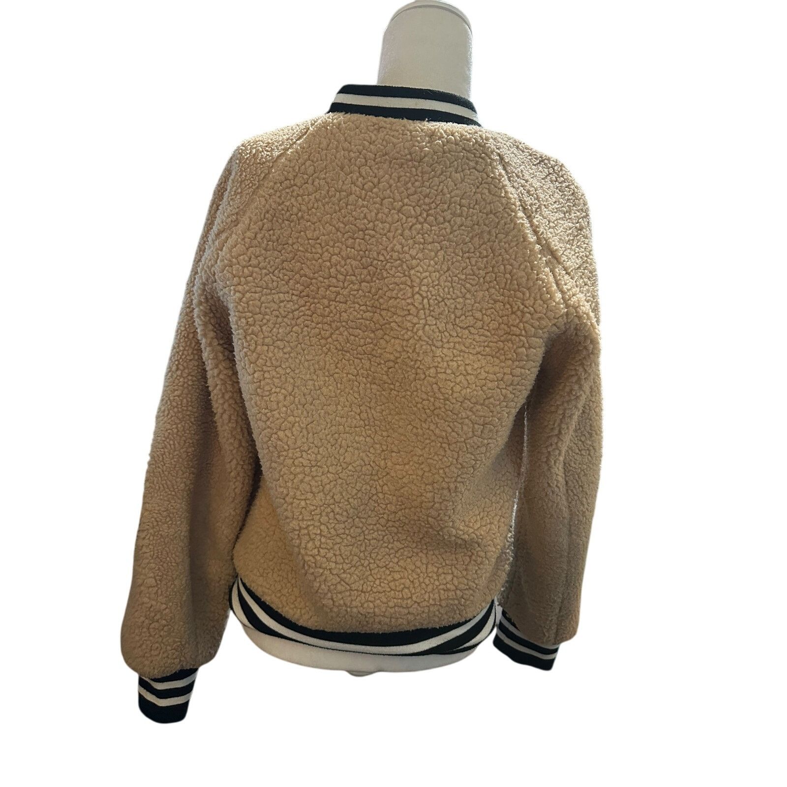 Azalea Azalea Faux Sherpa Varsity Jacket, Size Small Size S / US 4 / IT 40 - 3 Thumbnail