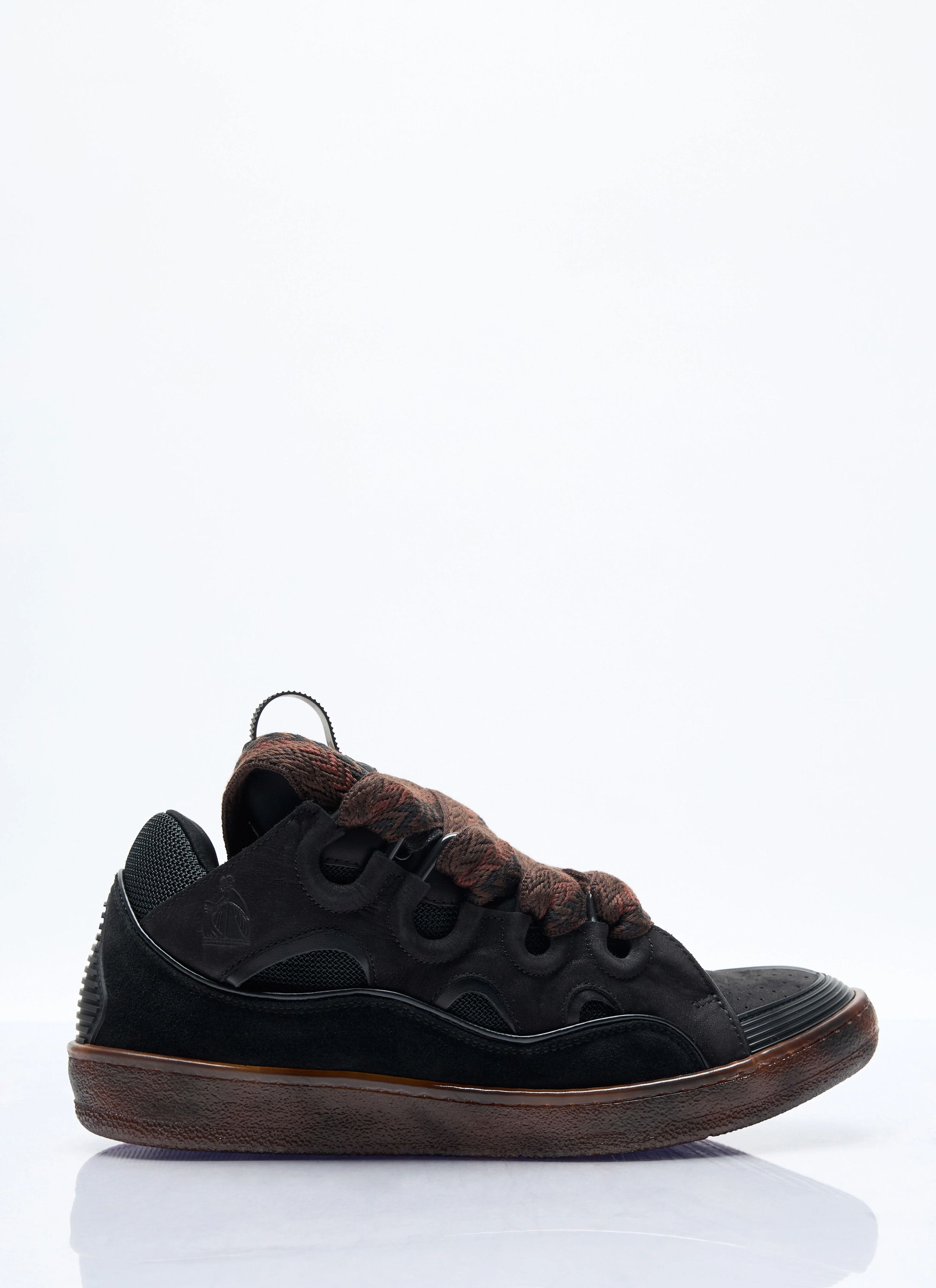 o1s22i1n1024 Curb Sneakers in Black