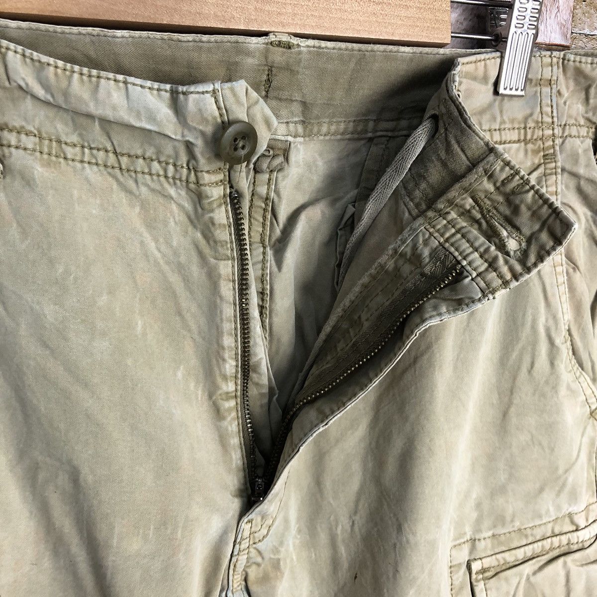 Uniqlo Uniqlo japan tactical utility Cargo Multipocket Pants #A727 Size US 33 - 15 Thumbnail