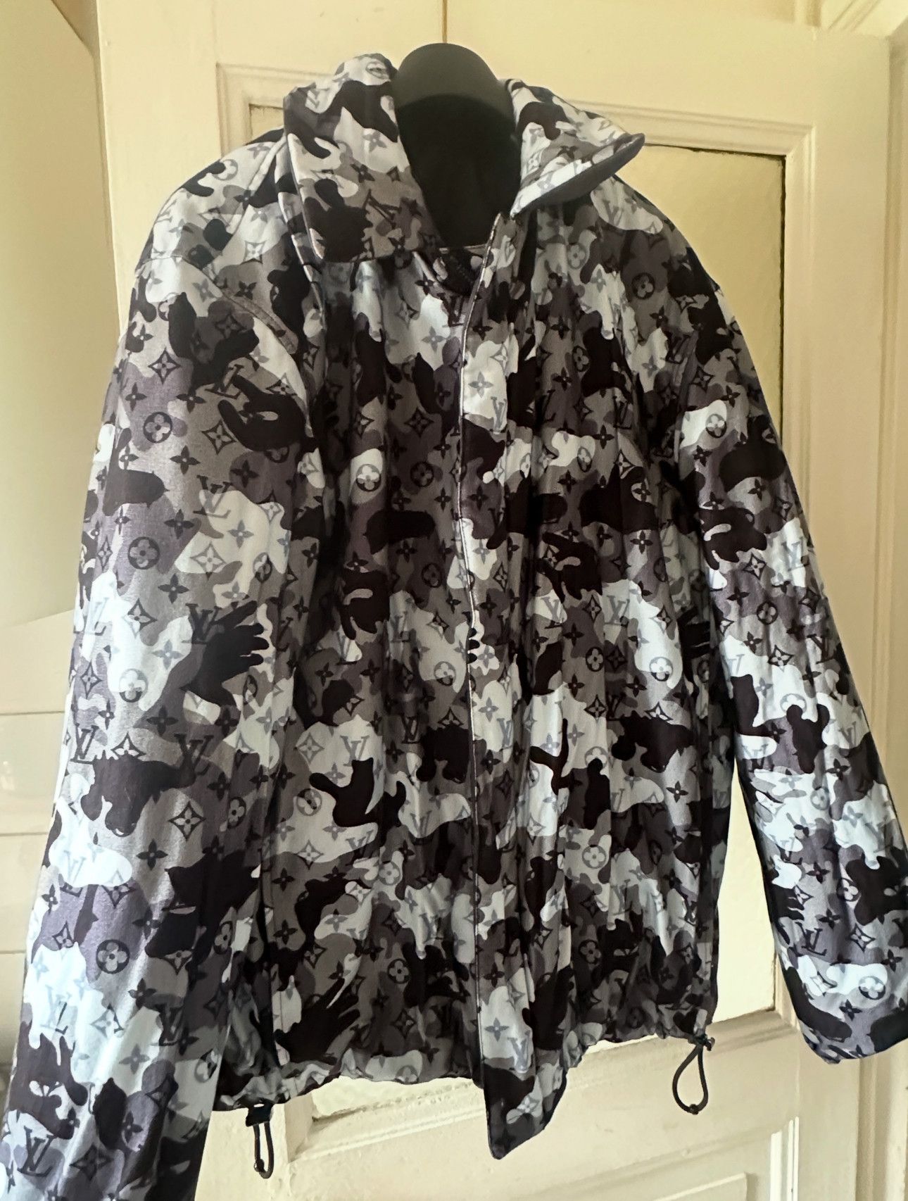 Louis Vuitton × Virgil Abloh Louis Vuitton Reversible Camo Jacket Size US XL / EU 56 / 4 - 3 Thumbnail