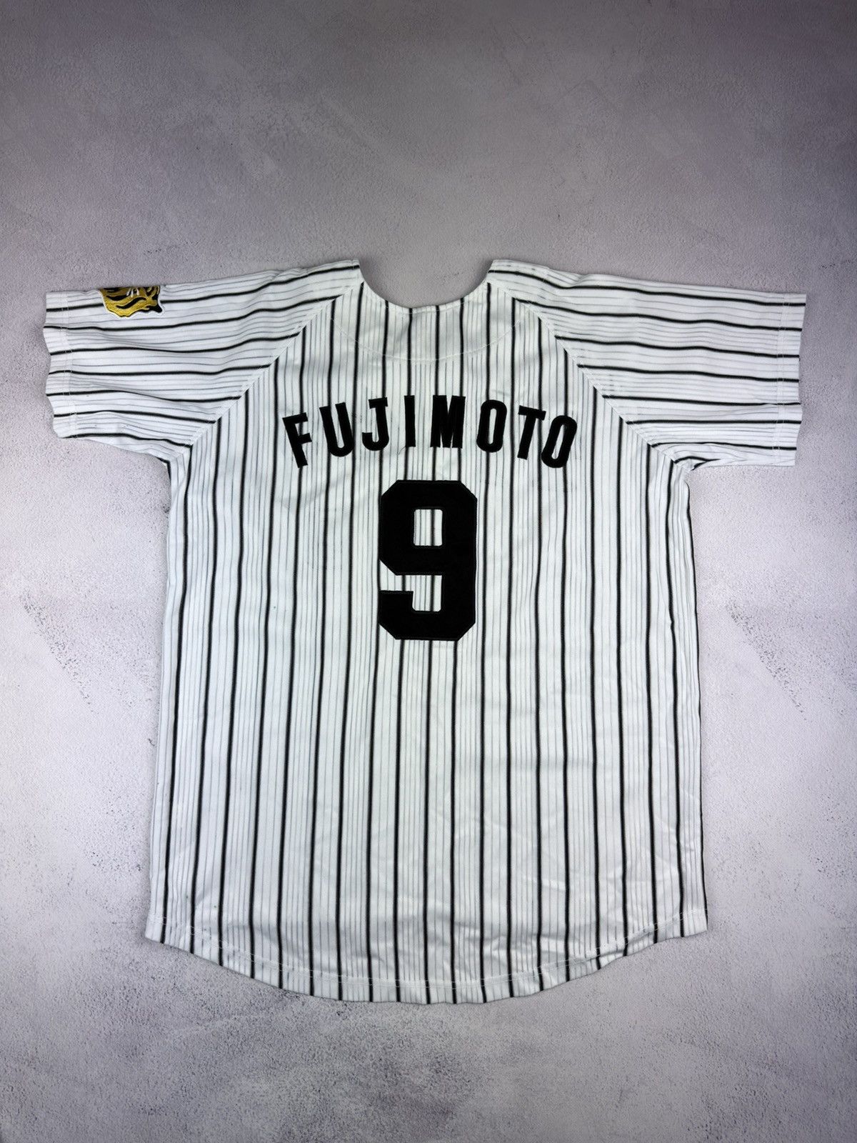 Other VINTAGE Hanshin Tigers Baseball Jersey #9 FUJIMOTO Size L Size US L / EU 52-54 / 3 - 9 Thumbnail