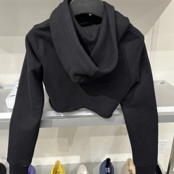 Givenchy Givenchy Black Cropped Hoodie - NEW WITH TAGS Size L / US 10 / IT 46 - 9 Thumbnail