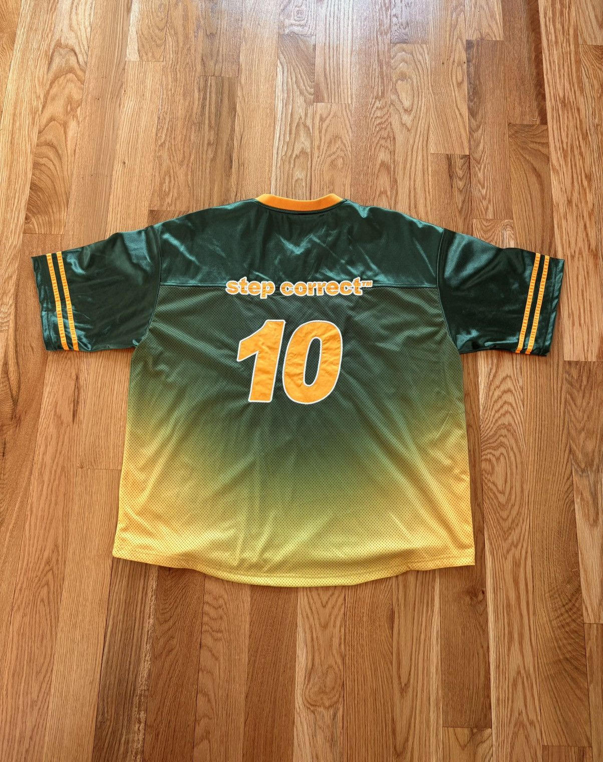 Clints Clints Step Correct Y2K Shiny Gradient Football Jersey L Size US L / EU 52-54 / 3 - 2 Thumbnail