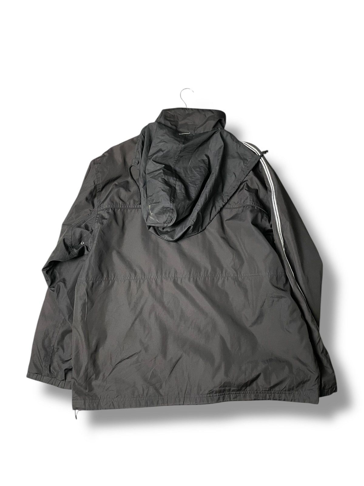 Champion × Japanese Brand × Vintage Authentic Champion Light Hooded Windbreaker (114) Size US L / EU 52-54 / 3 - 8 Thumbnail