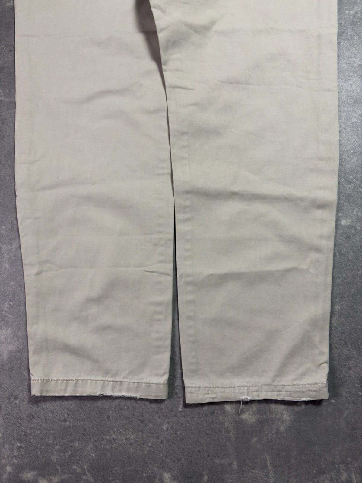 Yves Saint Laurent Yves Saint Laurent YSL Back Logo Beige Trousers Pants 34 Size US 34 / EU 50 - 16 Thumbnail