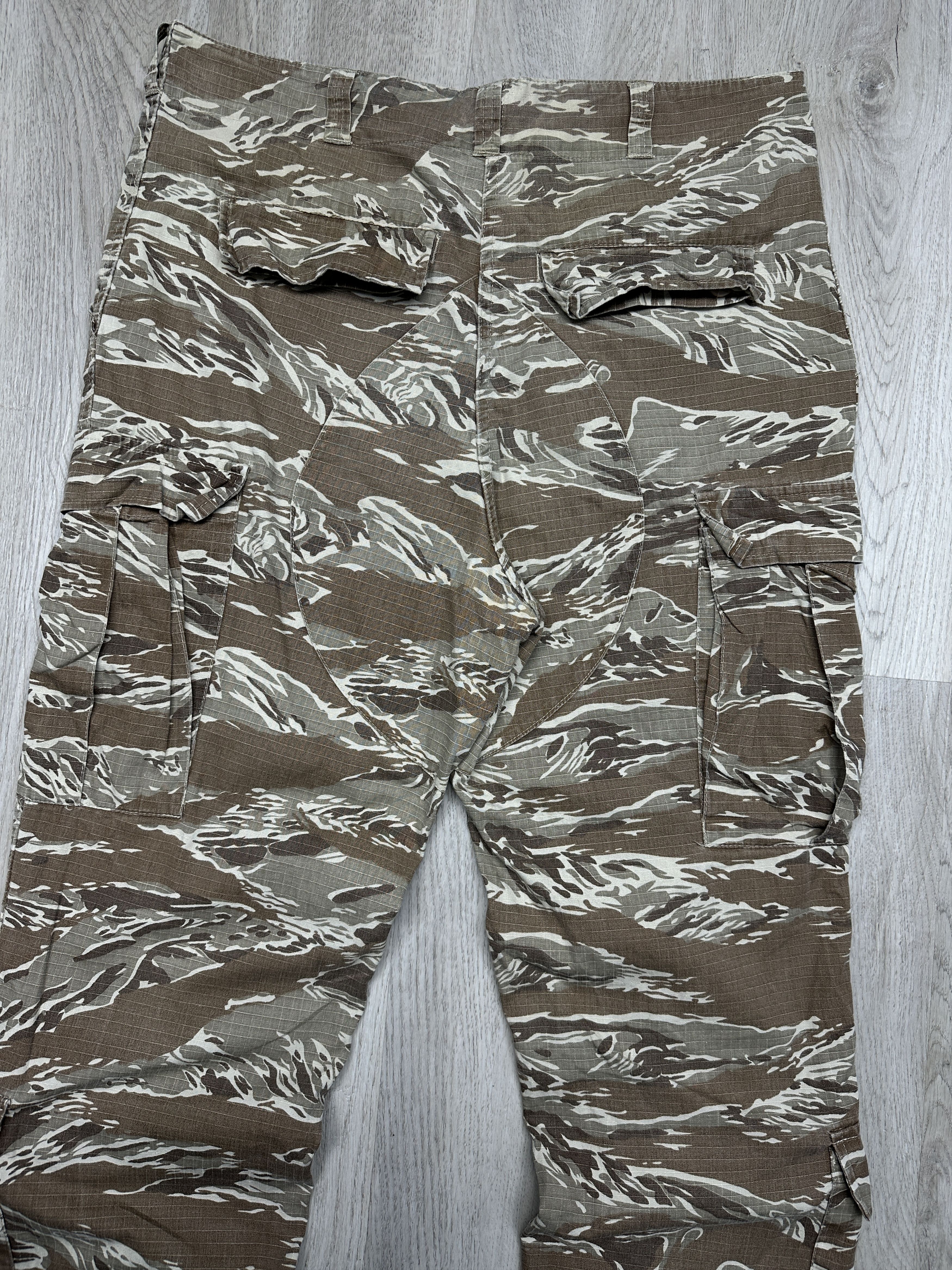Vintage Bulle Uk Field Equipment Mens Camo Utility Cargo Pants Size US 34 / EU 50 - 6 Thumbnail