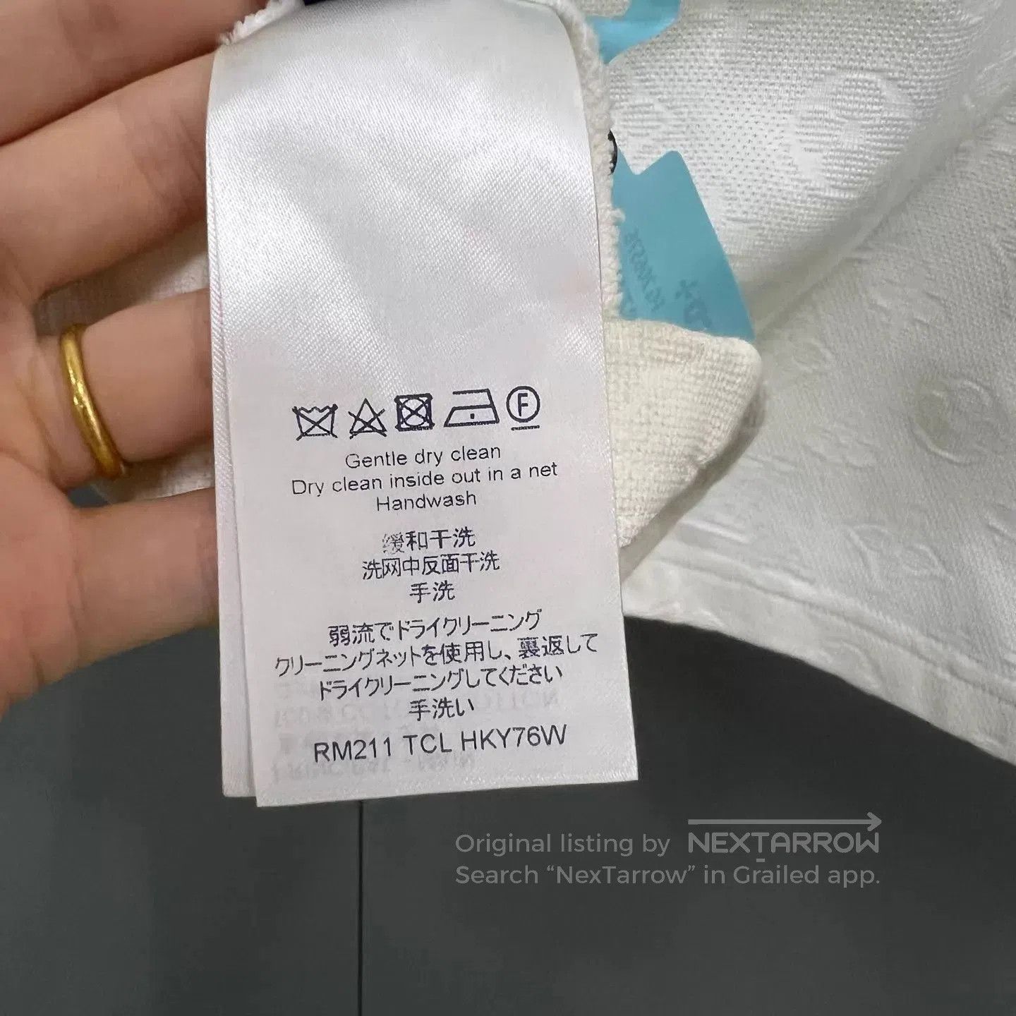 Louis Vuitton White Short Sleeve Shirt with Stuffed Toy Accent. Size US L / EU 52-54 / 3 - 4 Thumbnail
