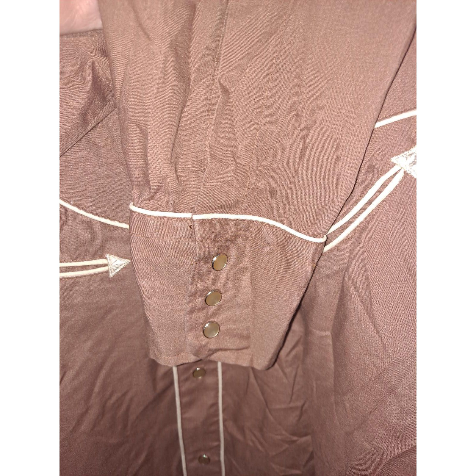 Levi's Vintage Levi's Snap Up Brown Shirt with White Accents SIze M Size US M / EU 48-50 / 2 - 4 Thumbnail