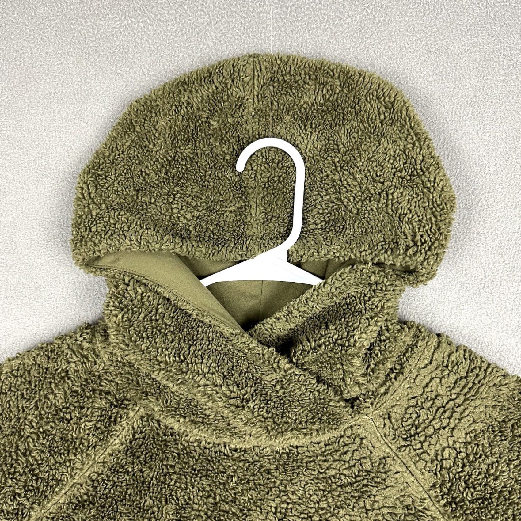 Nike Nike Hoodie Womens Small Olive Green Sherpa Fleece Thermal Pullover AR7404 395 Size S / US 4 / IT 40 - 3 Thumbnail