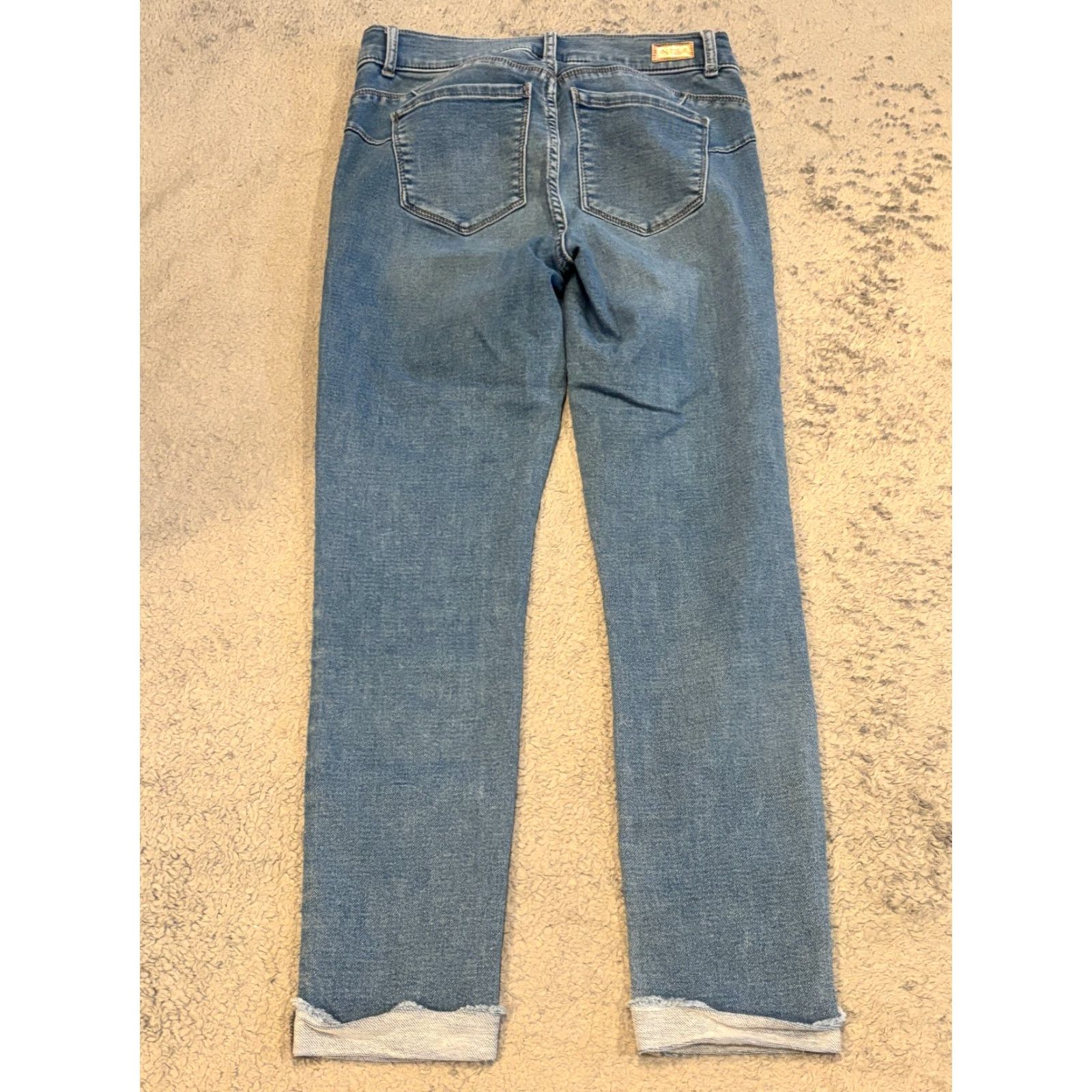 Juicy Couture Juicy Couture Jeans Womens 6 Light Wash Blue Denim Legging Jegging Stretch Jegging Denim Shirt? Size 28" / US 6 / IT 42 - 6 Thumbnail