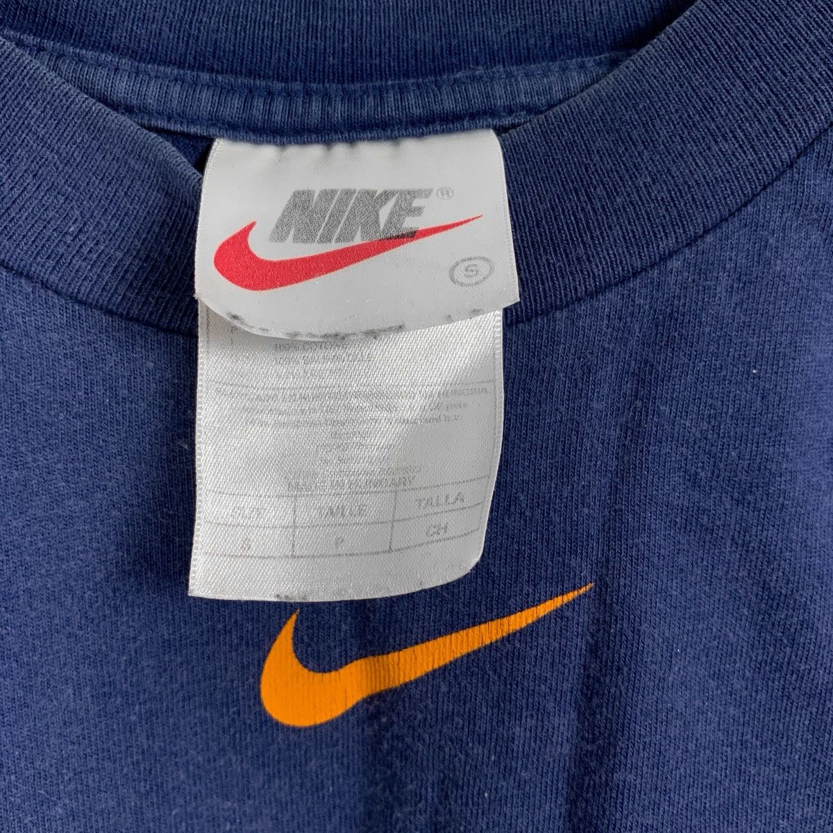 Nike × Vintage Vintage Nike Center Swoosh T-Shirt Blue Size US S / EU 44-46 / 1 - 6 Thumbnail