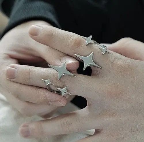 Japanese Brand Retro gothic punk adjustable triple star ring Size ONE SIZE - 5 Thumbnail