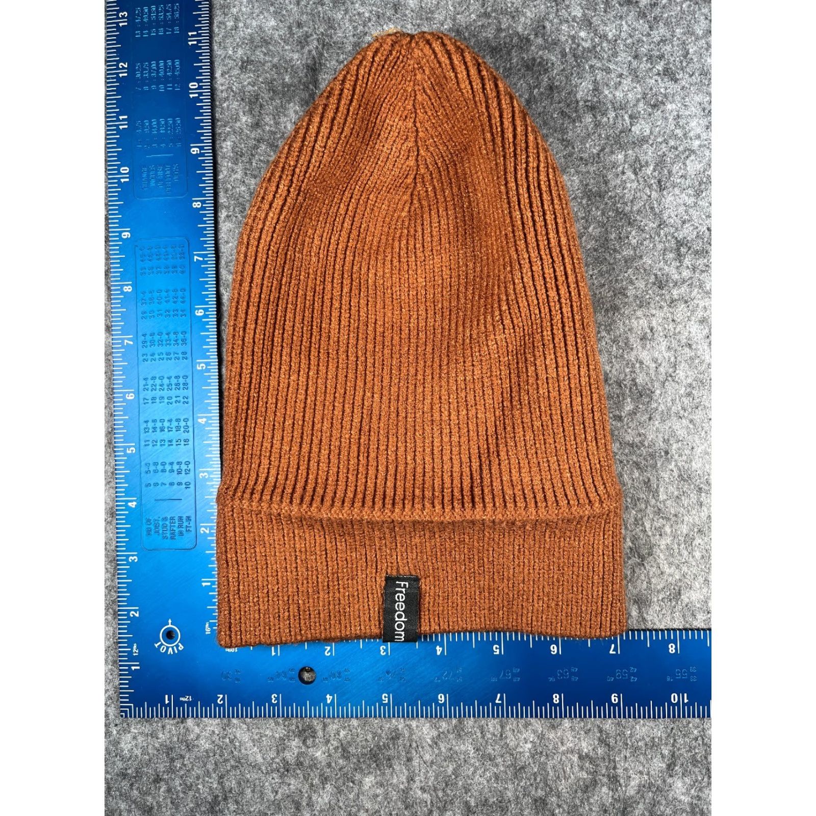 Vintage Freedom Beanie Toque Adult One Size Brown Ribbed Knit 100% Acrylic Cuffed Ski Hat Size ONE SIZE - 6 Thumbnail