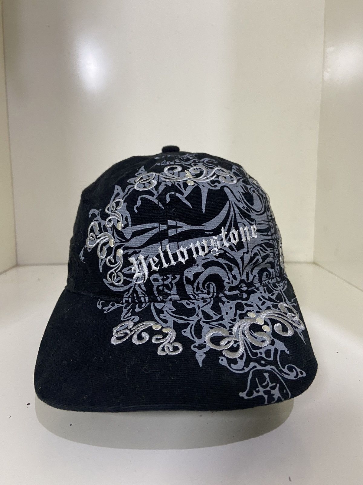 If Six Was Nine × Le Grande Bleu (L.G.B.) Vintage Y2K yellow stone L.G.B style hat Size ONE SIZE - 1 Thumbnail