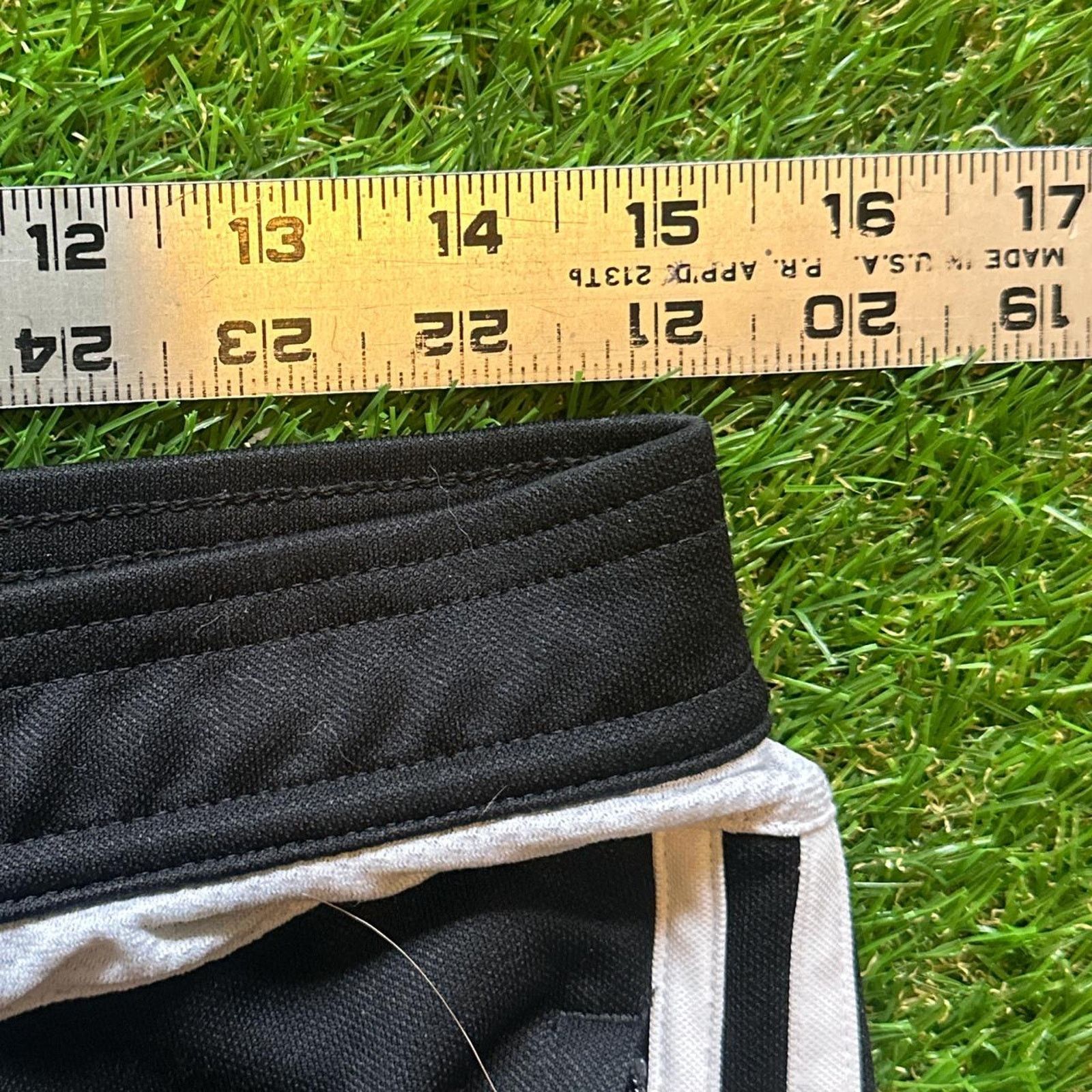 Adidas Y2K Adidas Track Pants Size 30" / US 8 / IT 44 - 3 Thumbnail