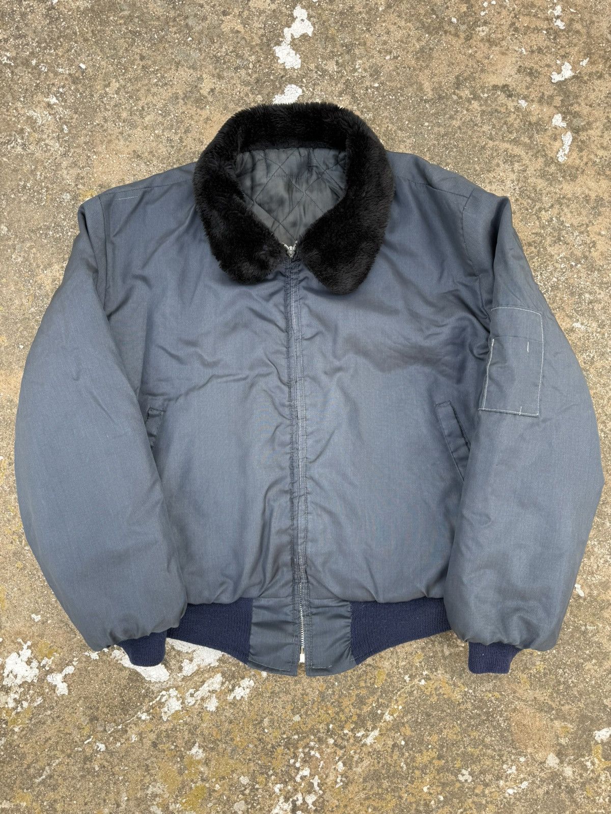 Alpha Industries Vintage Bomber Jacket fur collar Size US S / EU 44-46 / 1 - 1 Thumbnail