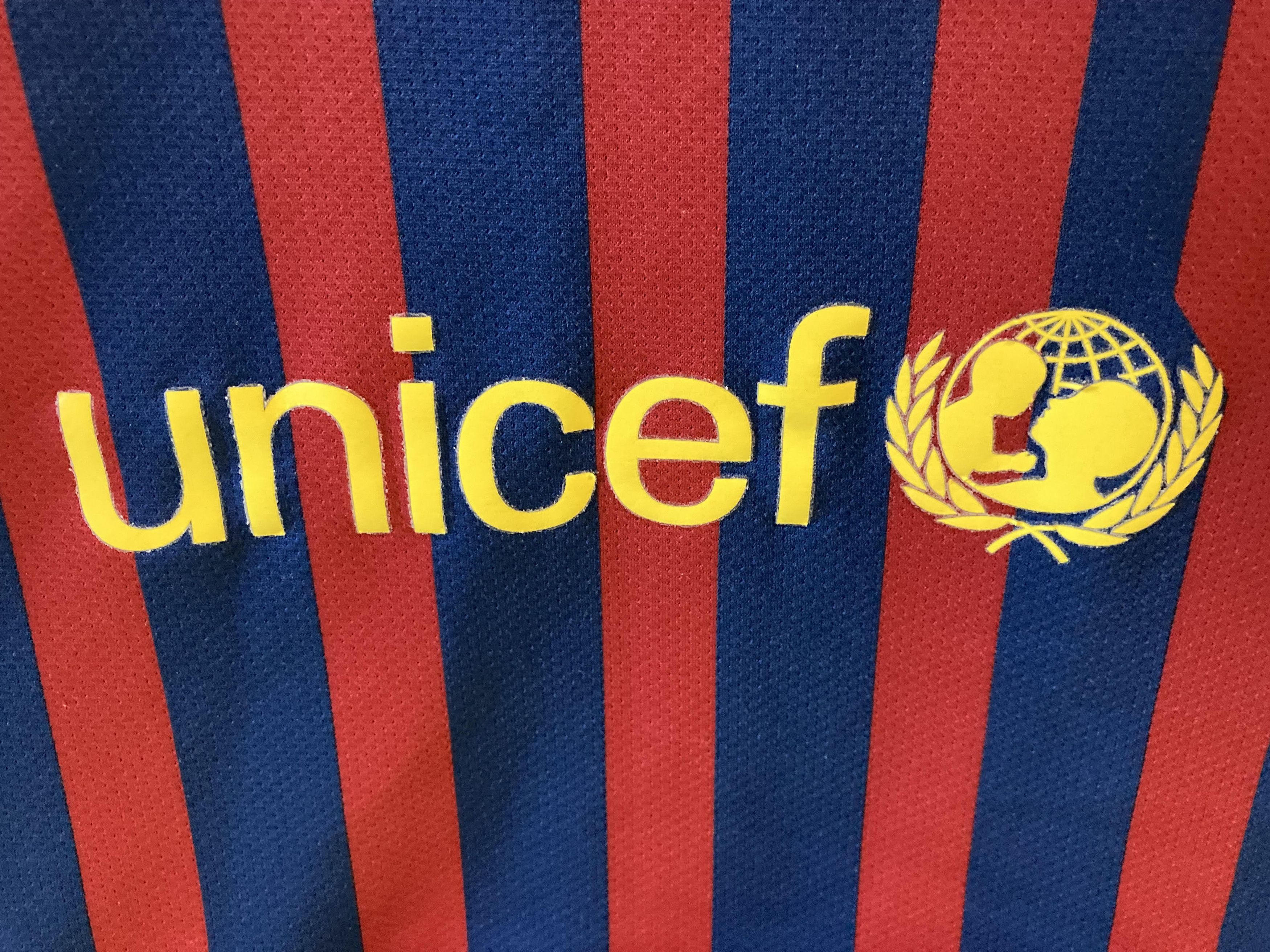 Nike Nike 2011-2012 FC Barcelona Barca FCB Home Jersey Shirt Size US L / EU 52-54 / 3 - 13 Thumbnail