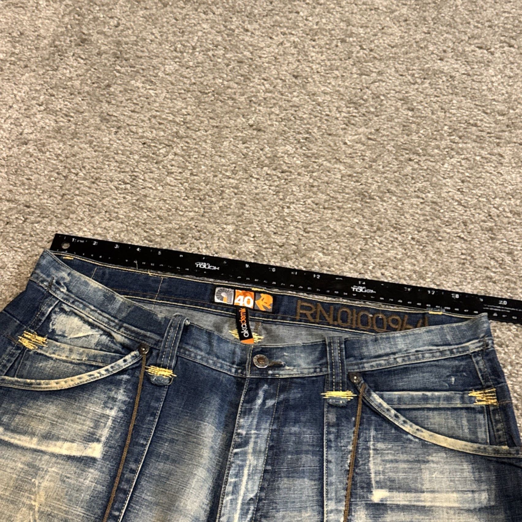 Akademiks VINTAGE Akademiks Hip Hop Light Wash Baggy Denim Jean Shorts Bermuda 40” Men Blue Light Wash Hip Hop Bermuda 40 Mens Size US 40 / EU 56 - 4 Thumbnail