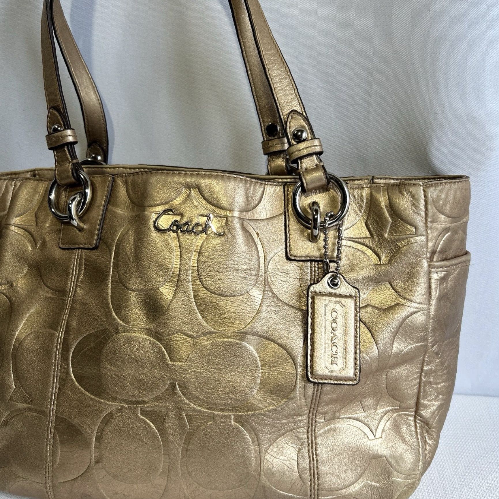 Coach Coach East West Gallery Embossed Leather Purse Tote Gold Metallic Zip Top F17727 Size L / US 10 / IT 46 - 2 Thumbnail