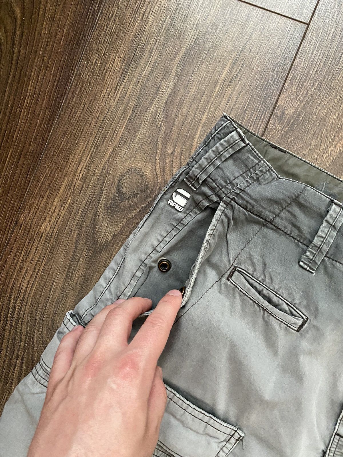 G-Star G-Star Raw Faded Cargo Shorts Multipocket Size US 32 / EU 48 - 4 Thumbnail