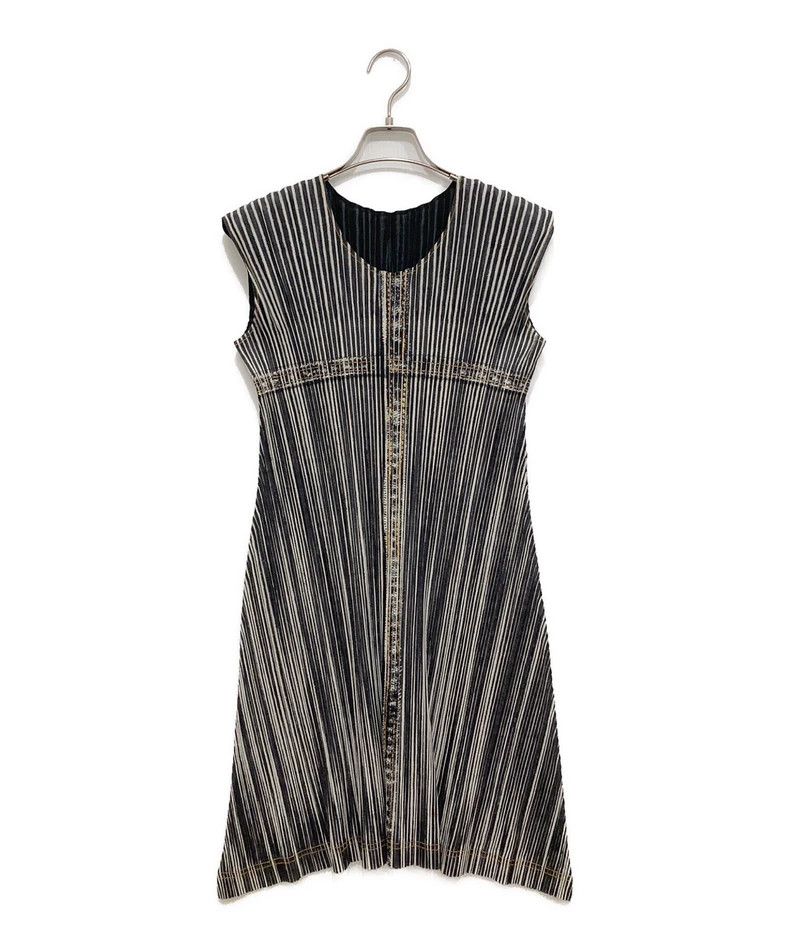 Issey Miyake Issey Miyake Striped pleated dress Size L / US 10 / IT 46 - 1 Thumbnail