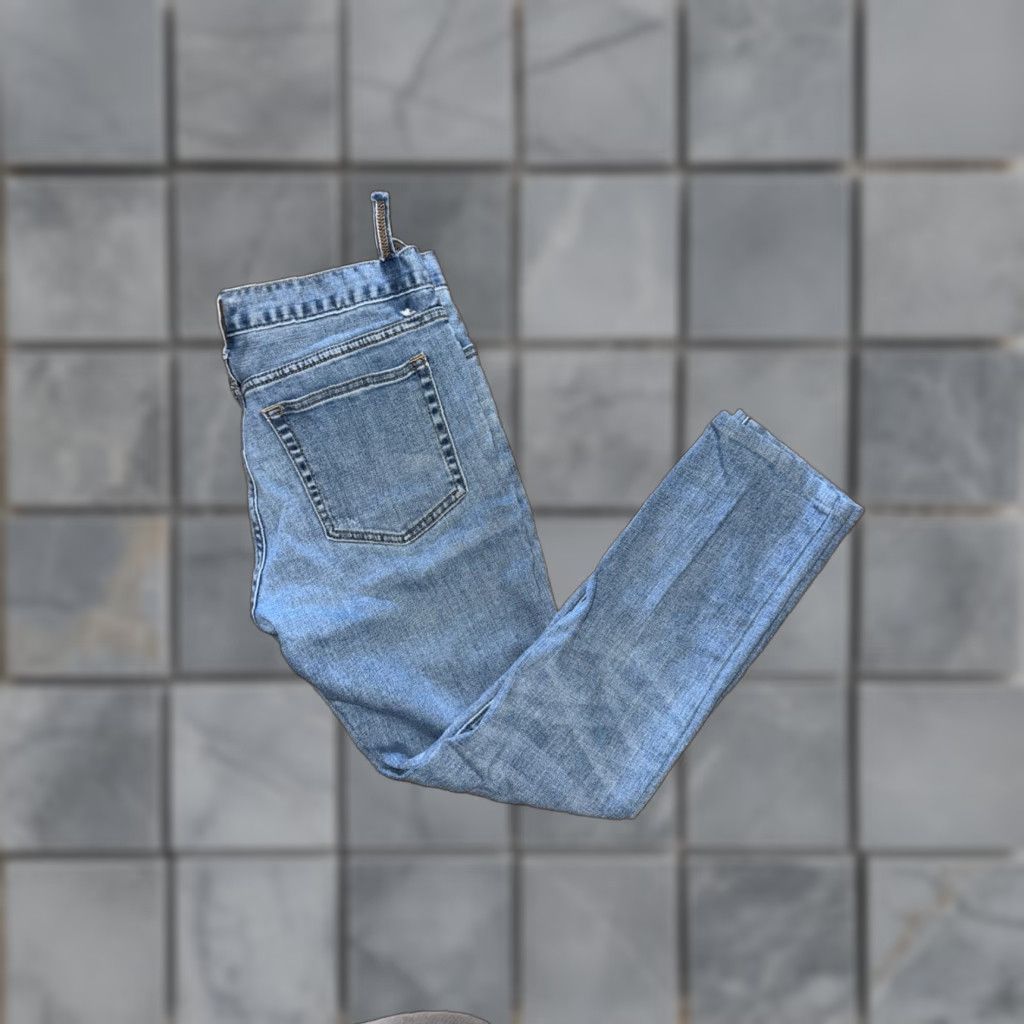 J.Crew J.Crew Jeans Denim Light Blue 30x27 Regular Mens Skinny Size US 30 / EU 46 - 1 Thumbnail