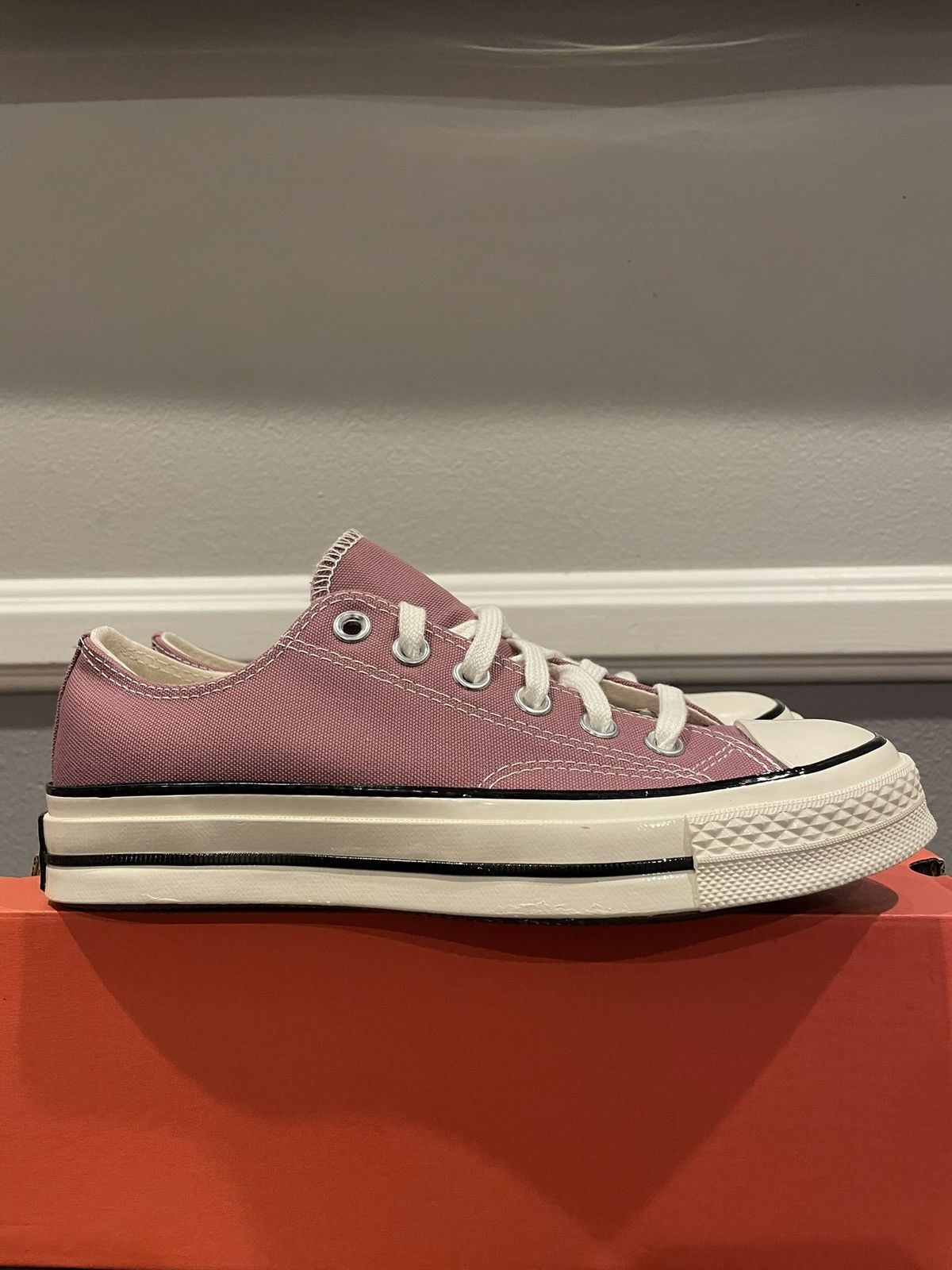 Converse Converse Chuck 70 Ox Pink Aura Size 6 Women’s Size US 6 / IT 36 - 2 Thumbnail