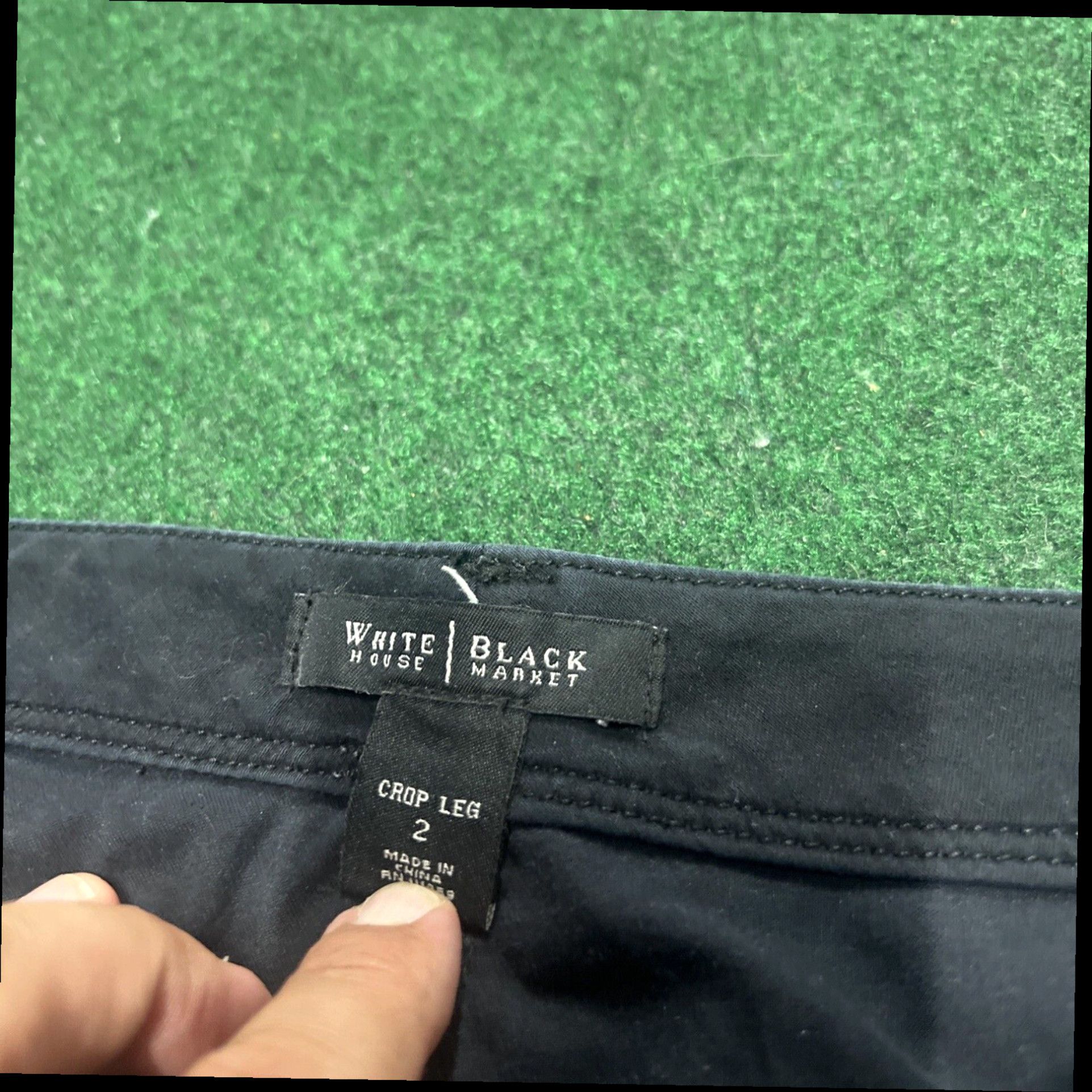 White House Black Market Luxurious Black Cargo Capri Pants for Petite Women with Short Crop Leg Style by White House Black Market in Size 2 Size 26" / US 2 / IT 38 - 3 Thumbnail