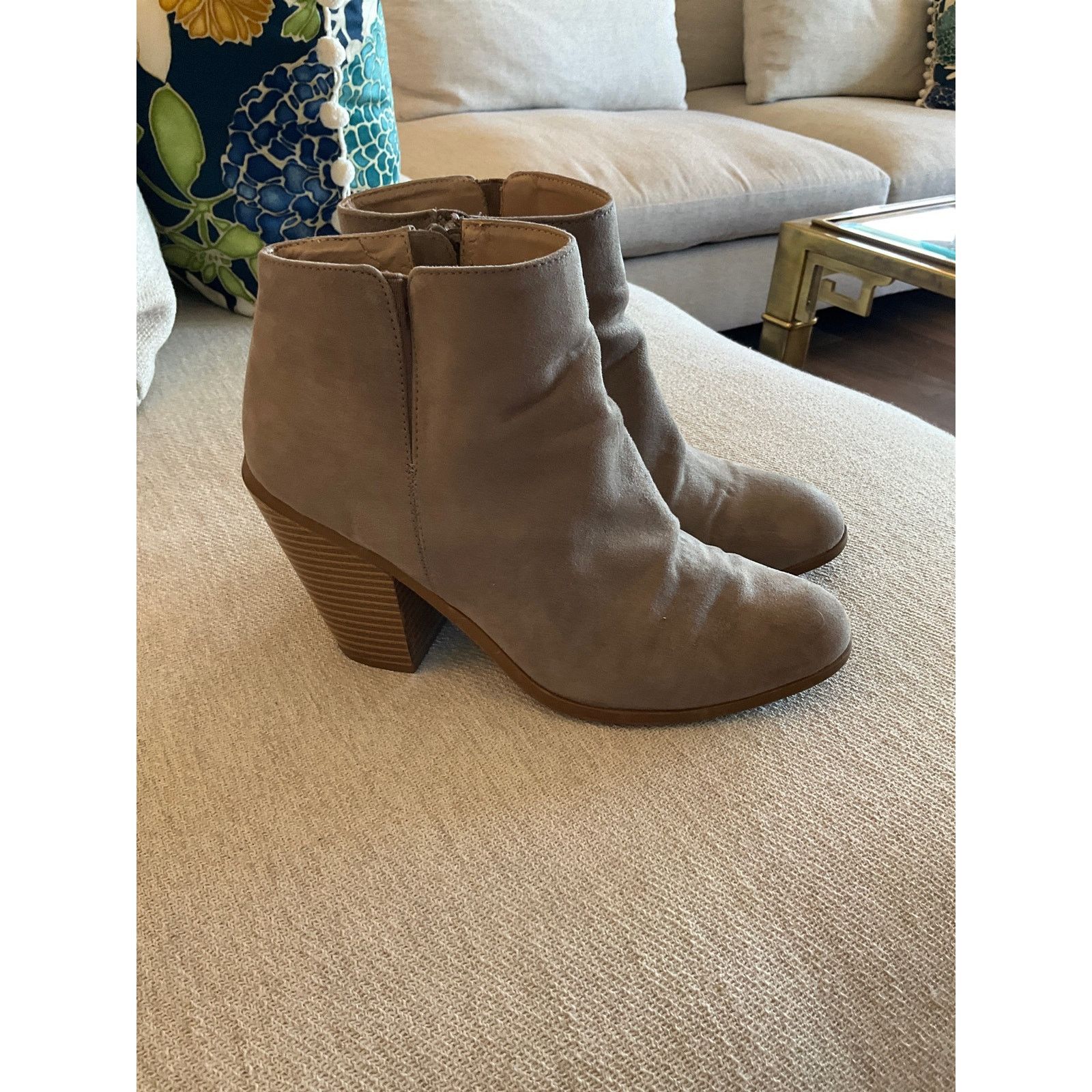 Banana Republic Womens’ Banana Republic booties, 9 Size US 9 / IT 39 - 3 Thumbnail