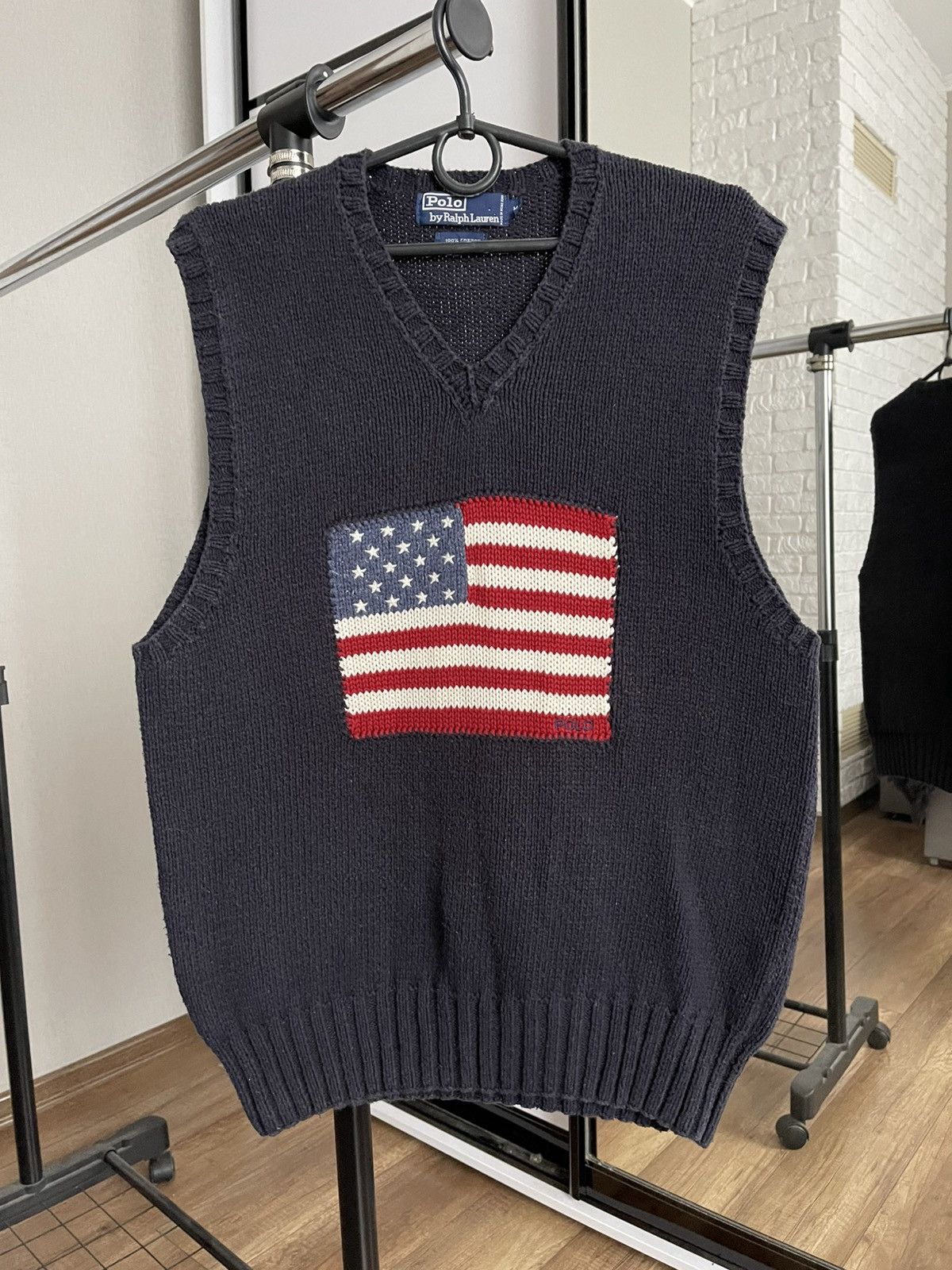 Polo Ralph Lauren Polo Ralph Lauren RL Vintage American Flag Knit Vest Sweater Size US M / EU 48-50 / 2 - 1 Thumbnail