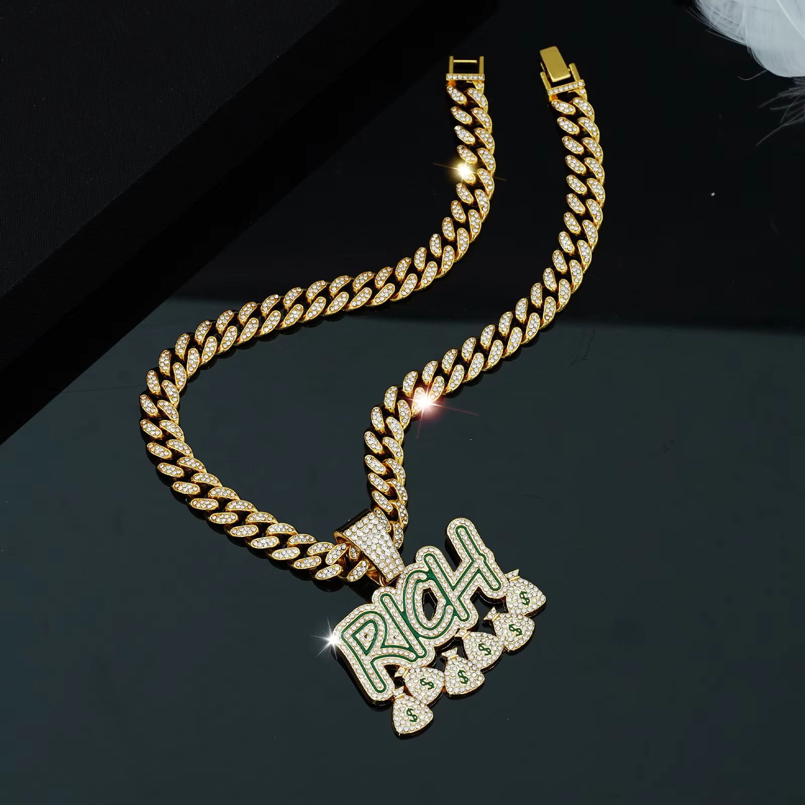Jewelry Creative Money Bag RICH Pendant Necklace Size ONE SIZE - 1 Thumbnail