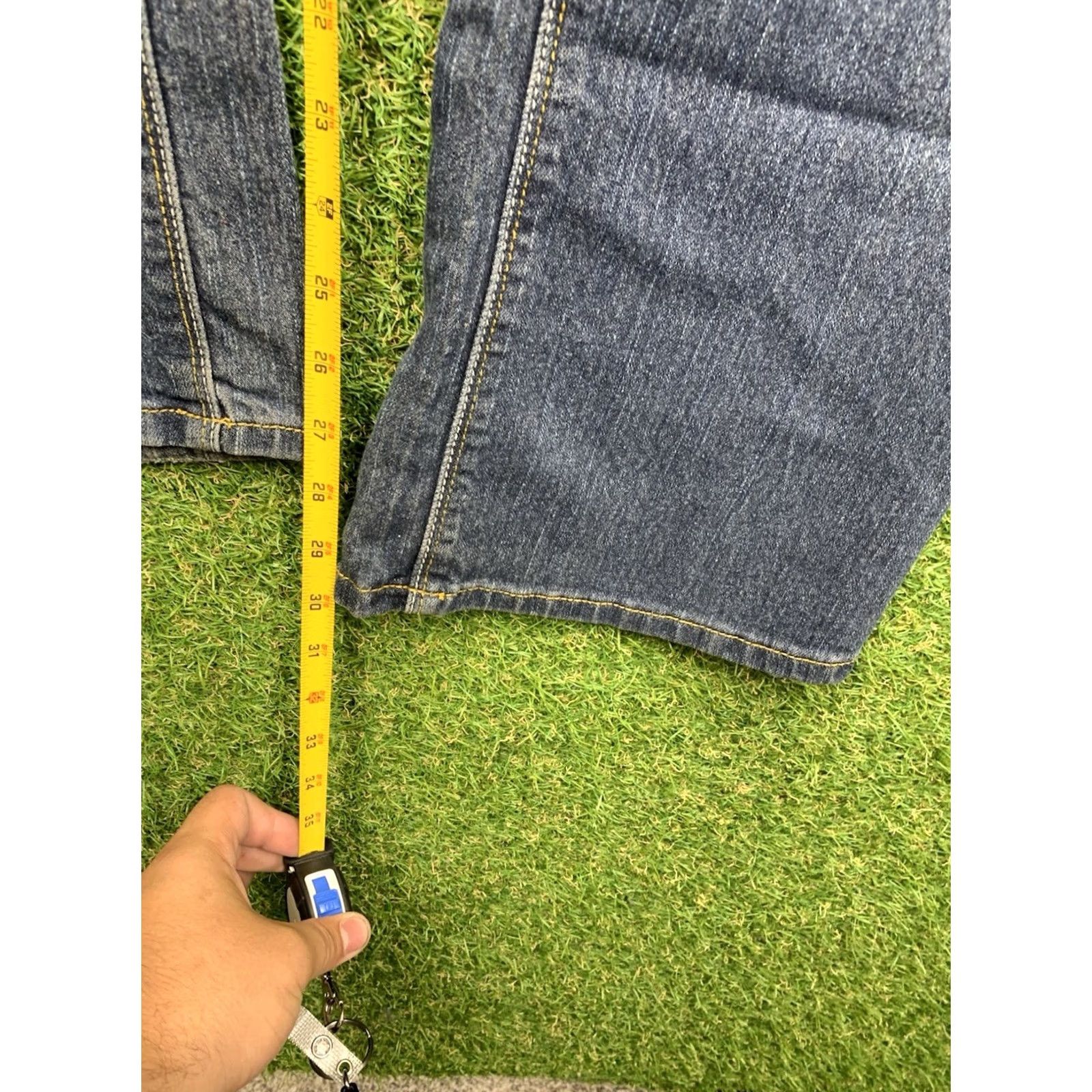 Coogi COOGI Jeans Womens 20W Grunge Dark Wash 5-Pocket Denim Wide Leg Boot Y2K Vintage Straight Modern Casual Boys Girls Mens Womens Size 42" / US 20 - 6 Thumbnail