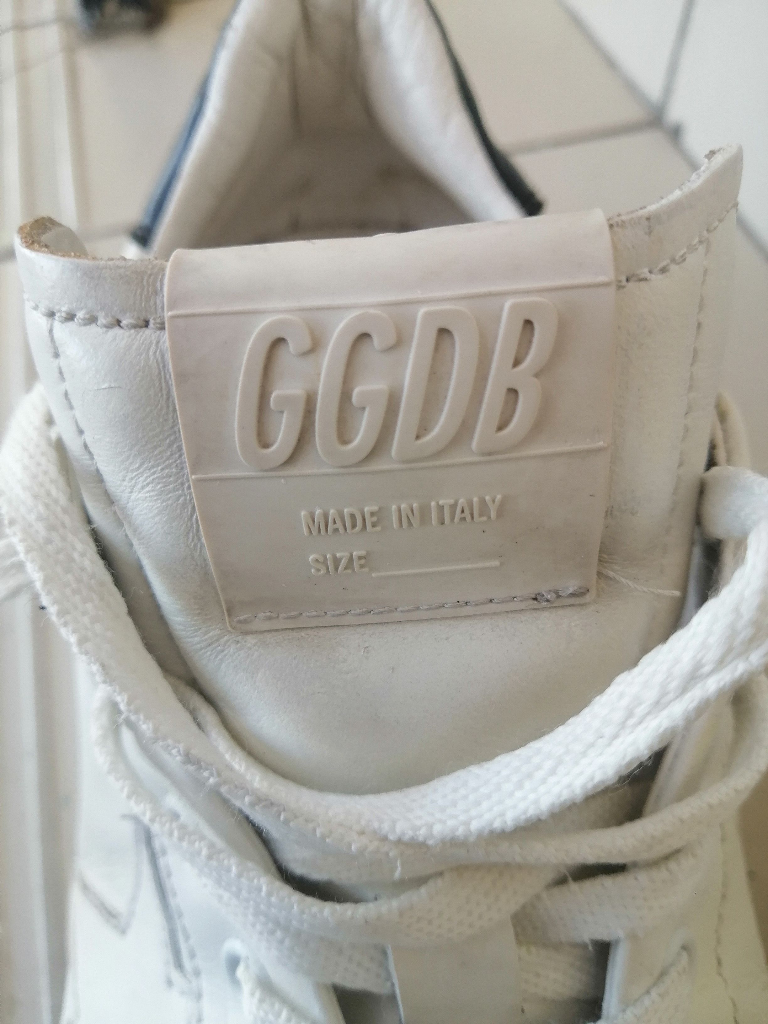 Golden Goose Golden Goose Purestar size 42 Size US 9 / EU 42 - 13 Thumbnail