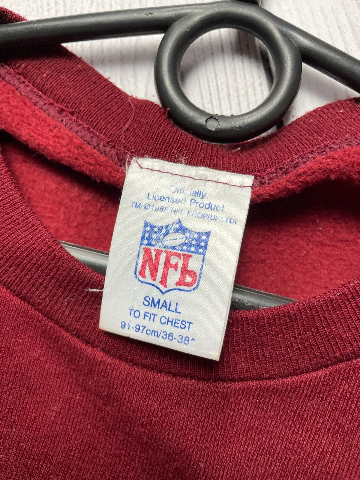 NFL × Vintage Vintage Washington Redskins football sweatshirt NFL Size S Size US S / EU 44-46 / 1 - 4 Thumbnail
