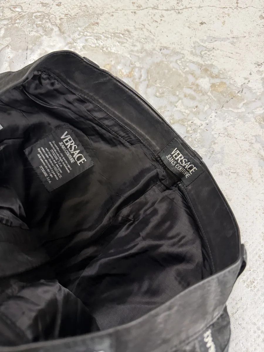 Versace 2000s Versace Black Eroded Leather Pants Size US 30 / EU 46 - 9 Thumbnail