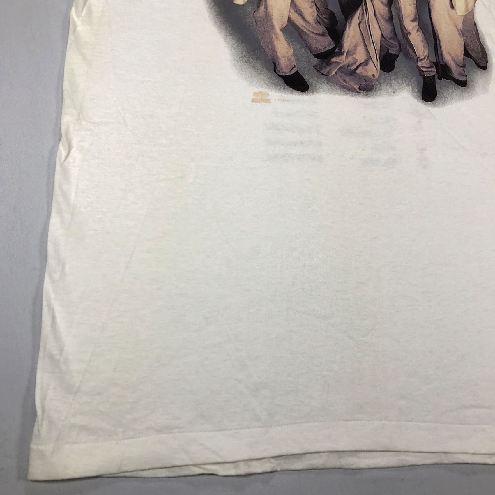Hanes VINTAGE Hanes Boyz II Men All Around The World Tour T-Shirt XL White 90s Crew Neck Short Sleeve Men 100% Cotton Knit Double-Sided Graphic Print Size US XL / EU 56 / 4 - 6 Thumbnail