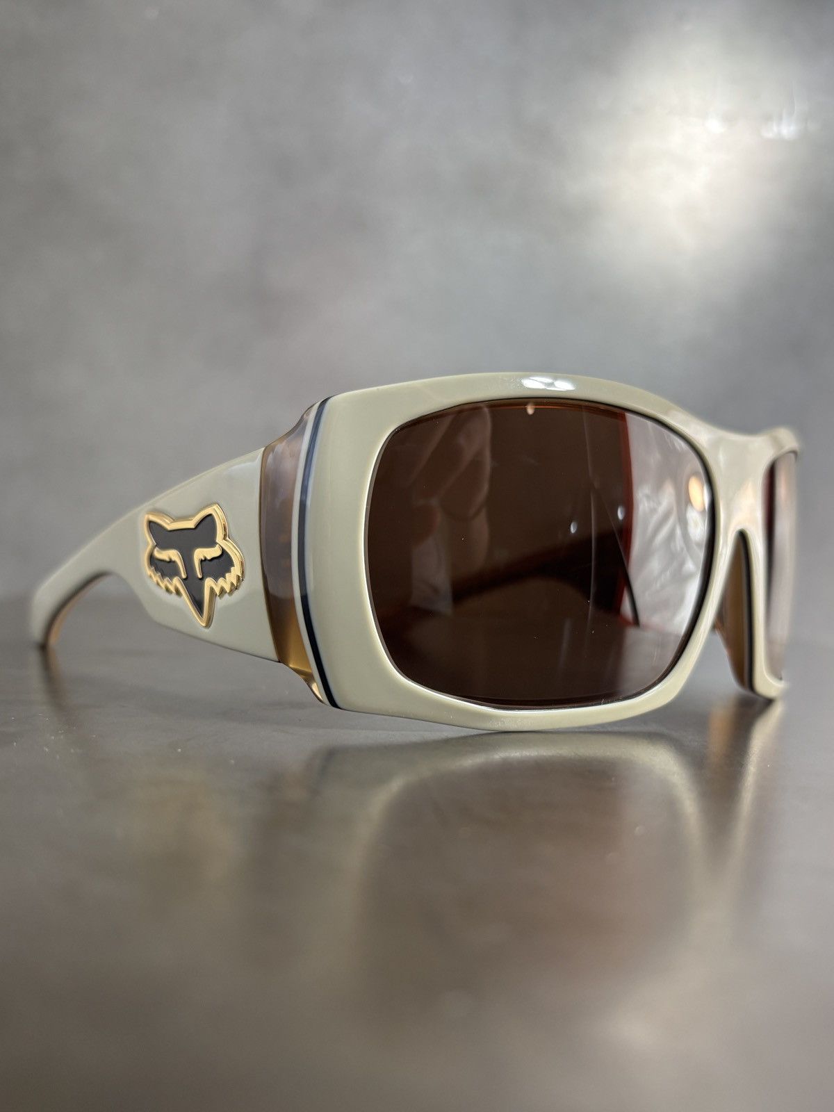 Fox Racing × Oakley 2007 Oakley Fox Racing Sunglasses The Story 2000s Fox Head Size ONE SIZE - 1 Thumbnail