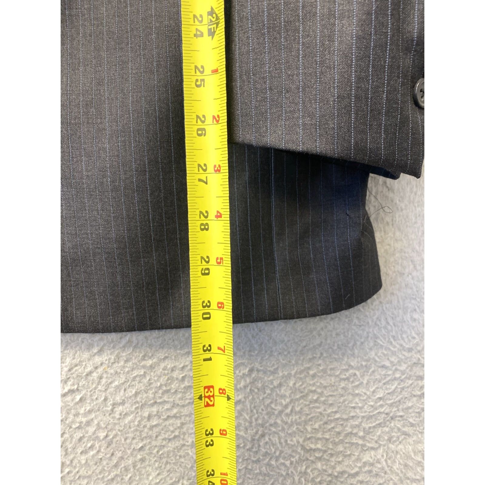 Hart Schaffner Marx HART SHAFFNER MARX Mens 2 Piece Suit Gray Wool 41L 34Wx32 /131-12 Casual Formal Business Party/Cocktail Travel Wedding Size 42R - 6 Thumbnail