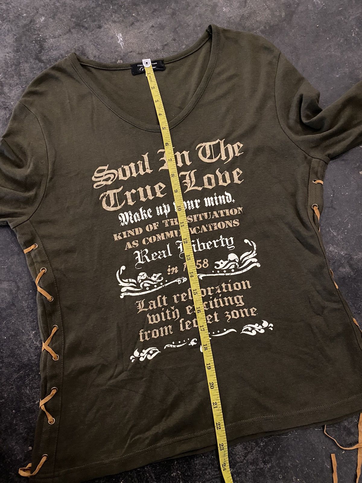 Hysteric Glamour Y2k Fleur & Parpum beauty beast ifsixwasnine long sleeve Size L / US 10 / IT 46 - 7 Thumbnail