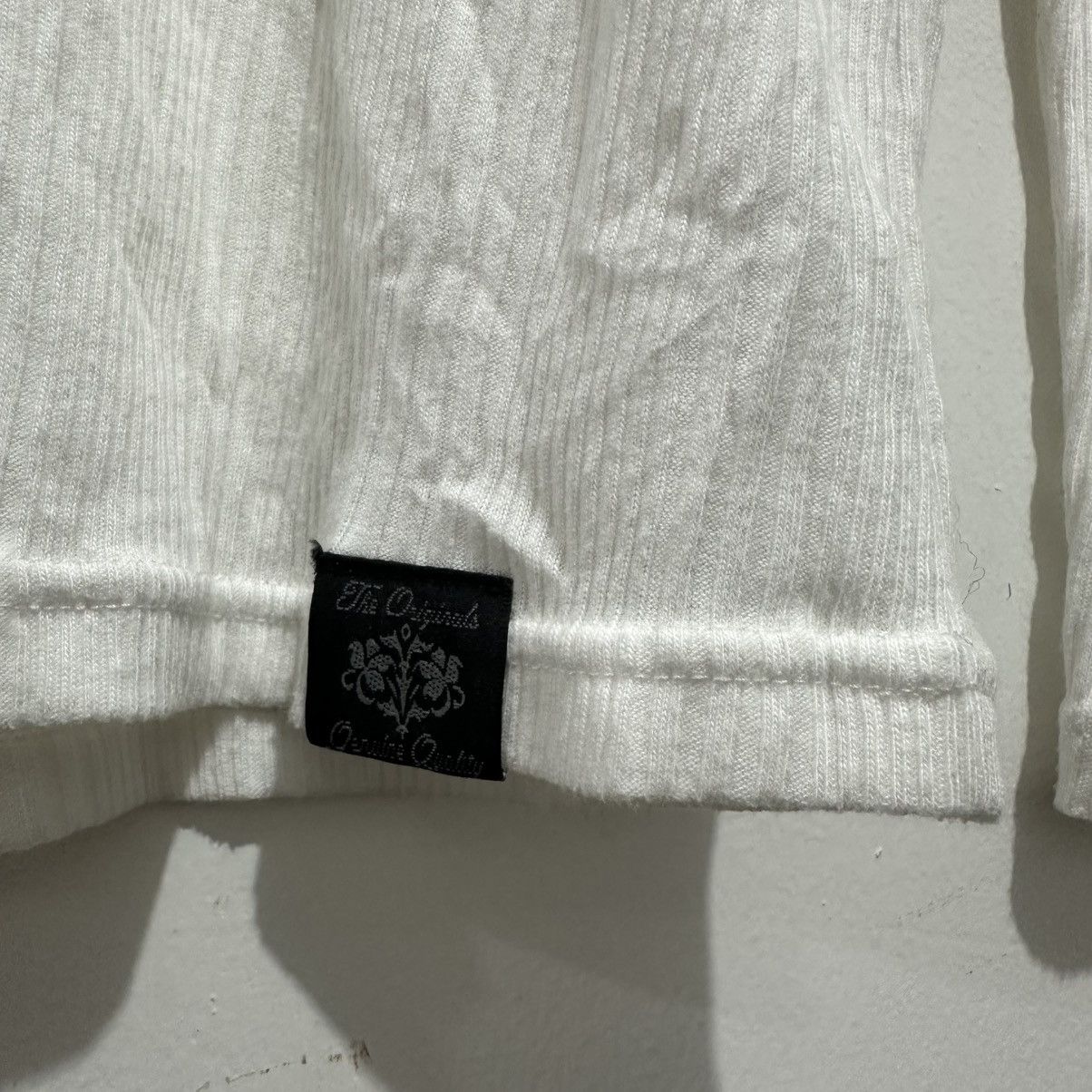 In The Attic In the Attic Y2K V-Neck Slimfit Longsleeve Textured Size US L / EU 52-54 / 3 - 5 Thumbnail