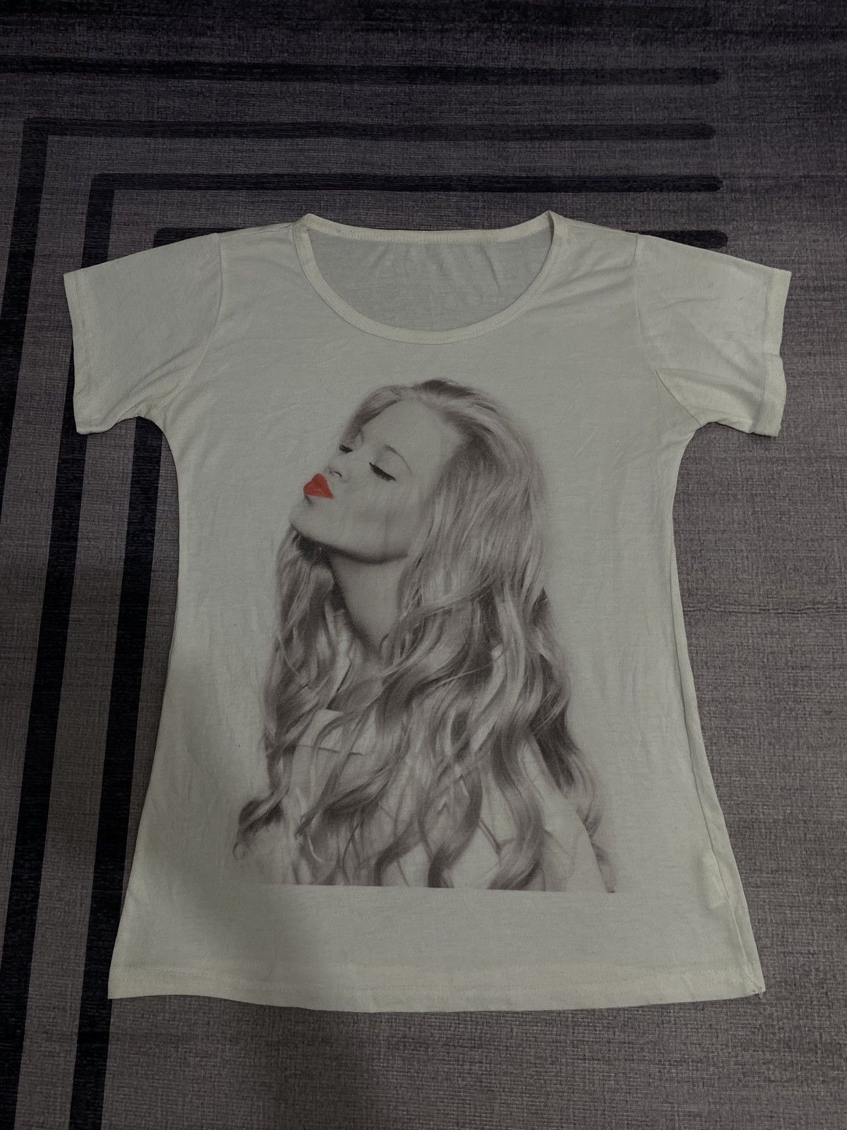 Hysteric Glamour WOMEN PICTURE HYSTERIC STYLE TSHIRT Size M / US 6-8 / IT 42-44 - 1 Thumbnail